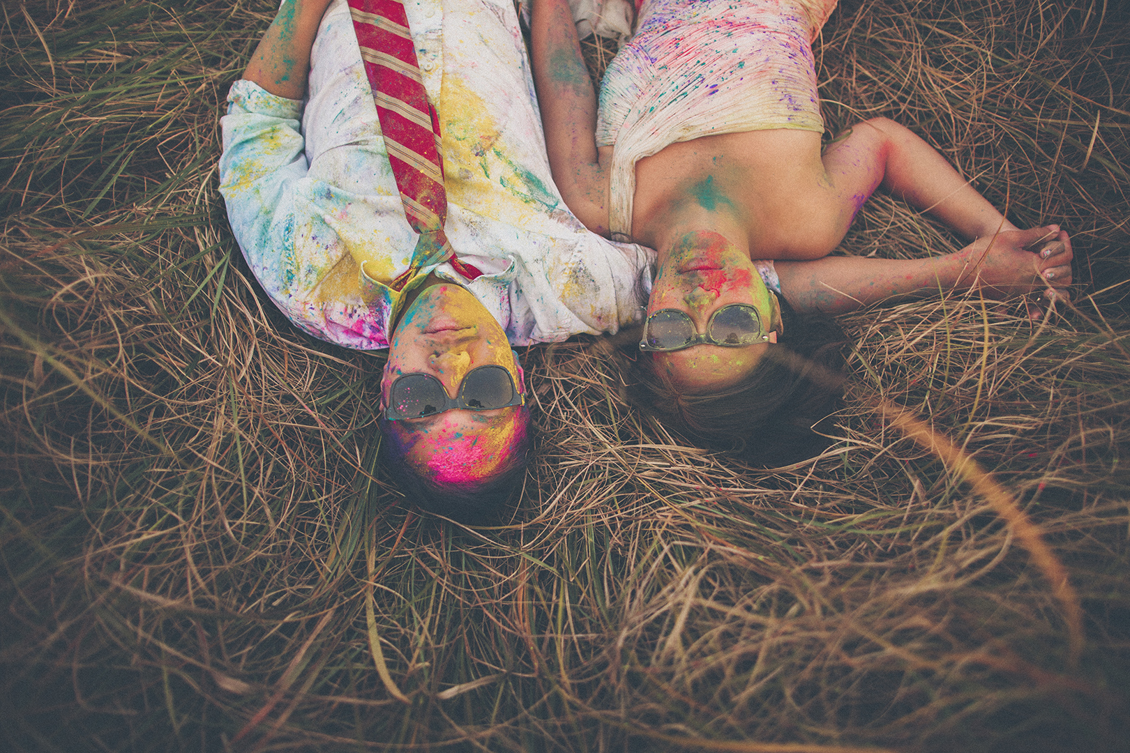 ZYRA & GARY – a pinch of color and a splash style