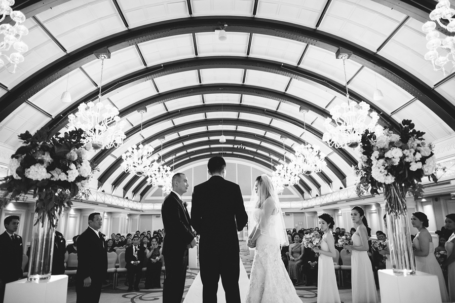 joyce&william_jw_marriott_fine_art_wedding_blog-1088