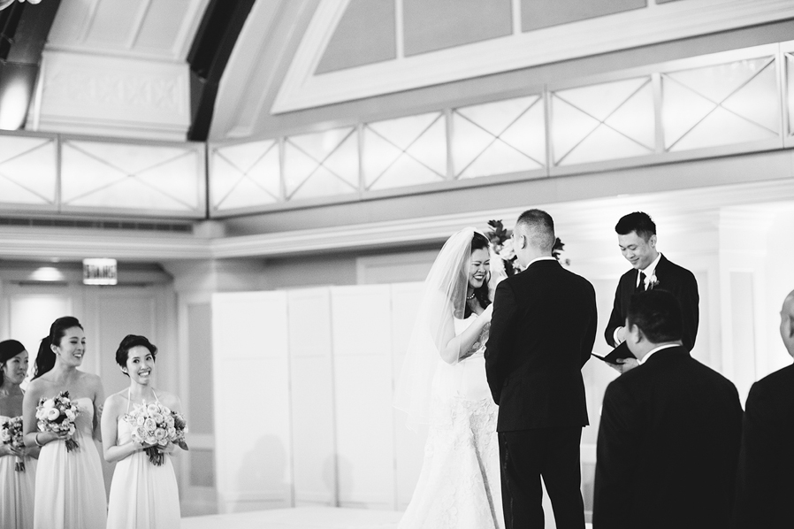 joyce&william_jw_marriott_fine_art_wedding_blog-1089