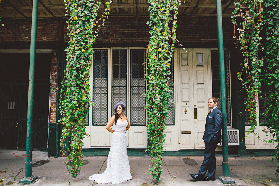 erin&ben_new_orleans_beauregard-keyes_house_second_line_galvez_fine_art_wedding_blog-1043