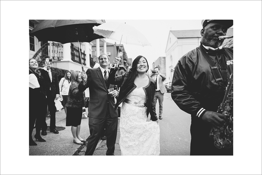 erin&ben_new_orleans_beauregard-keyes_house_second_line_galvez_fine_art_wedding_blog-1088