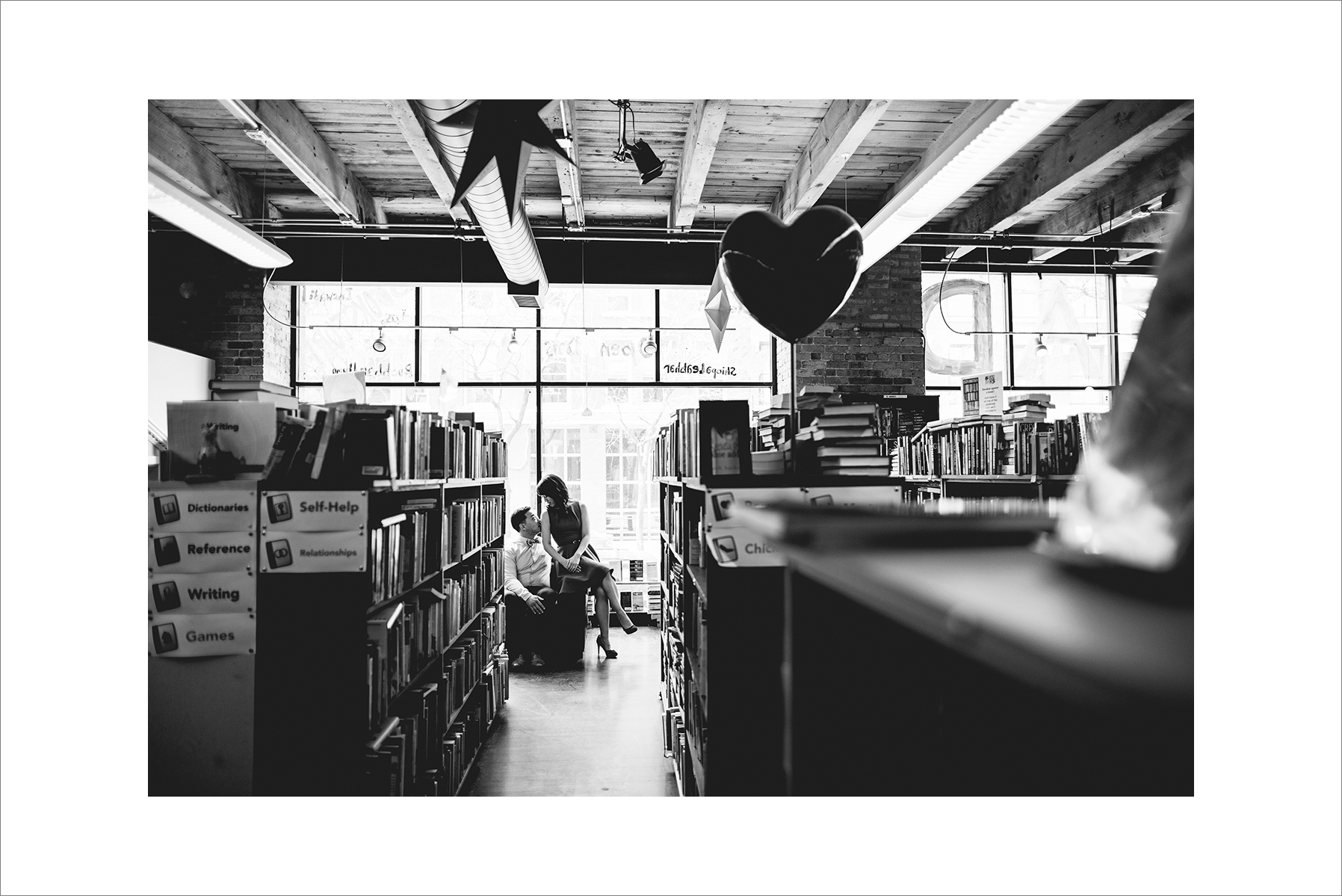 charlotte&tim_engagement_openbook_haroldwashington_blog-1034