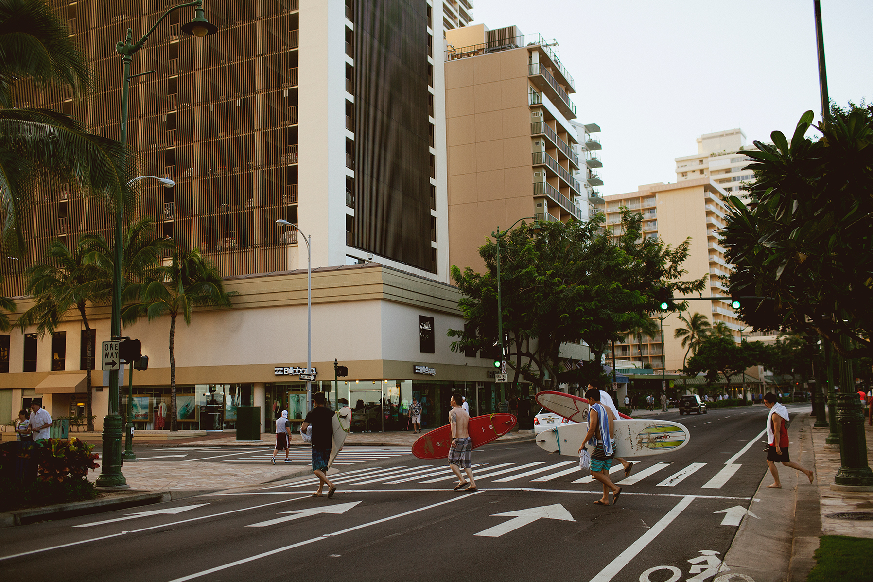 Jen&Brandon_halekulani_honolulu_hawaii_fine_art_wedding_blog-1007