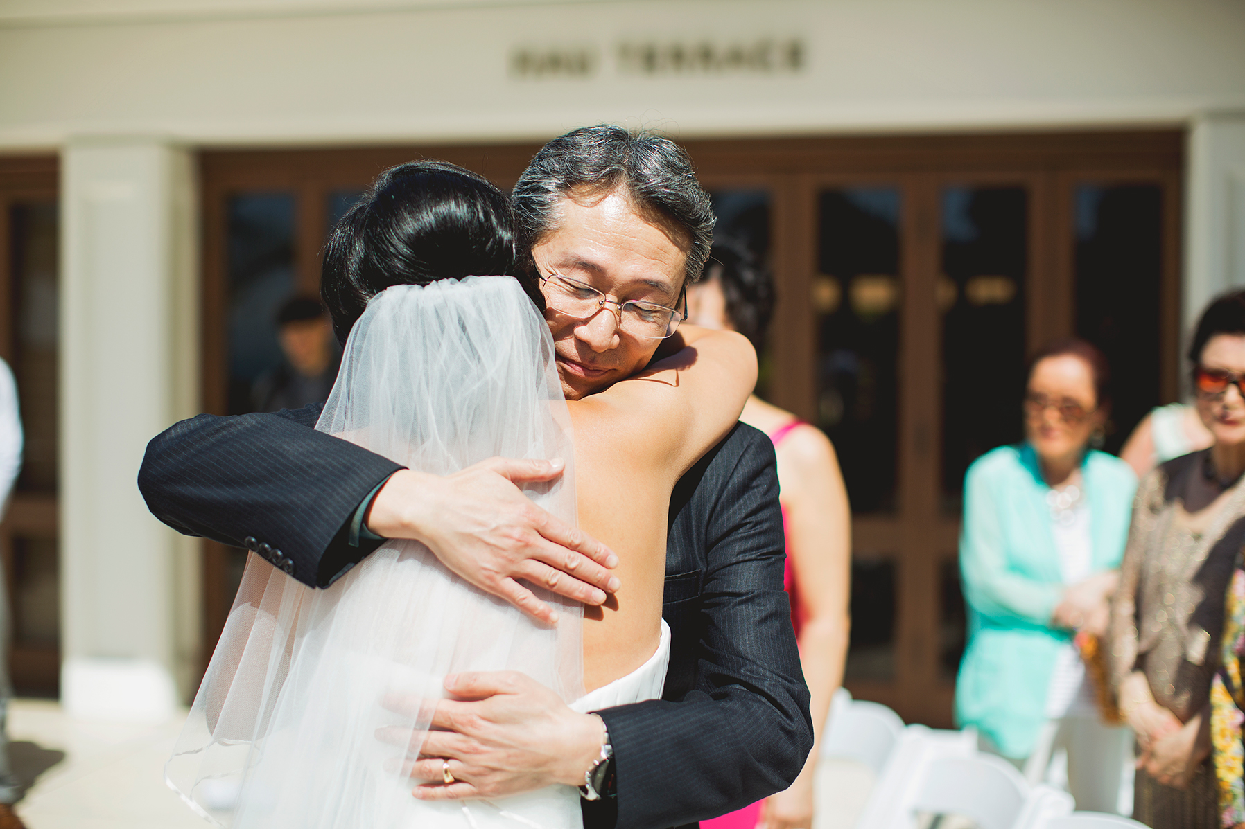 Jen&Brandon_halekulani_honolulu_hawaii_fine_art_wedding_blog-1041