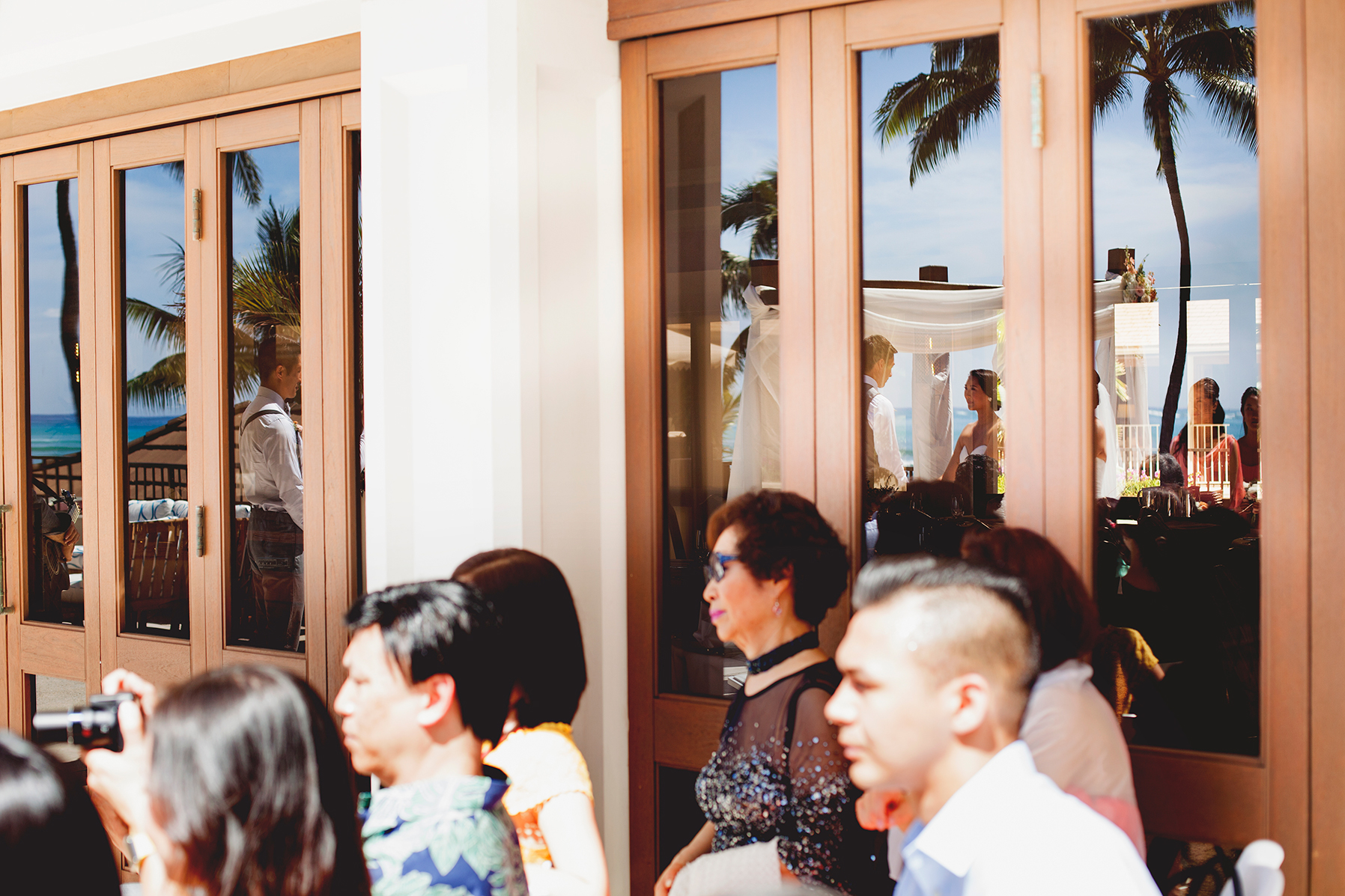 Jen&Brandon_halekulani_honolulu_hawaii_fine_art_wedding_blog-1052