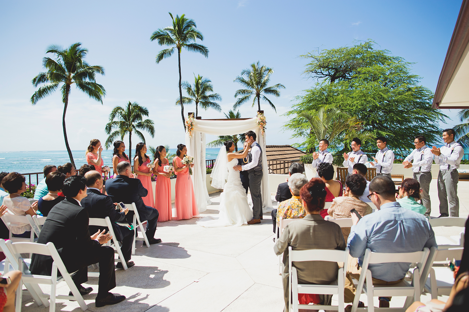Jen&Brandon_halekulani_honolulu_hawaii_fine_art_wedding_blog-1057