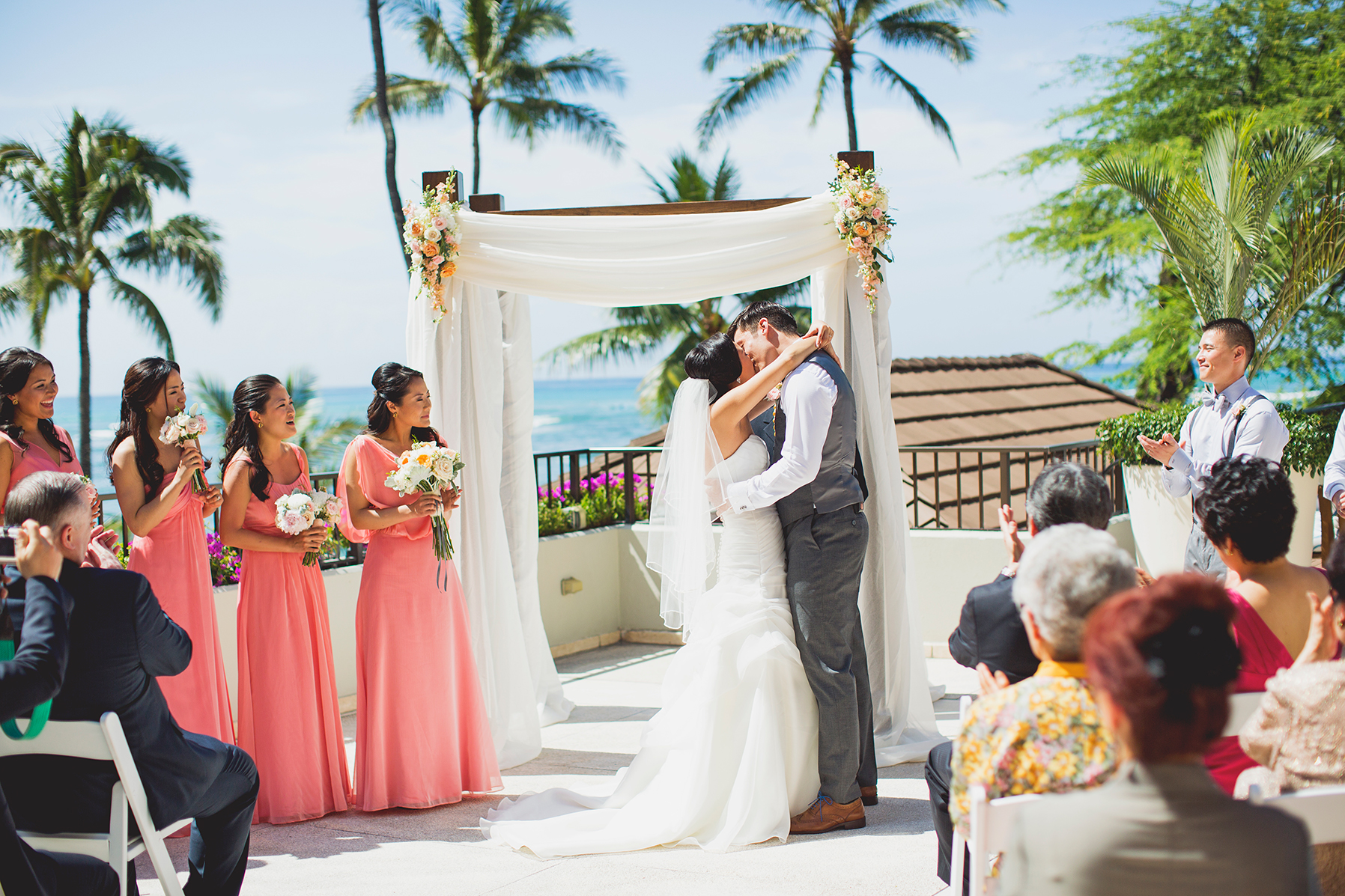 Jen&Brandon_halekulani_honolulu_hawaii_fine_art_wedding_blog-1058
