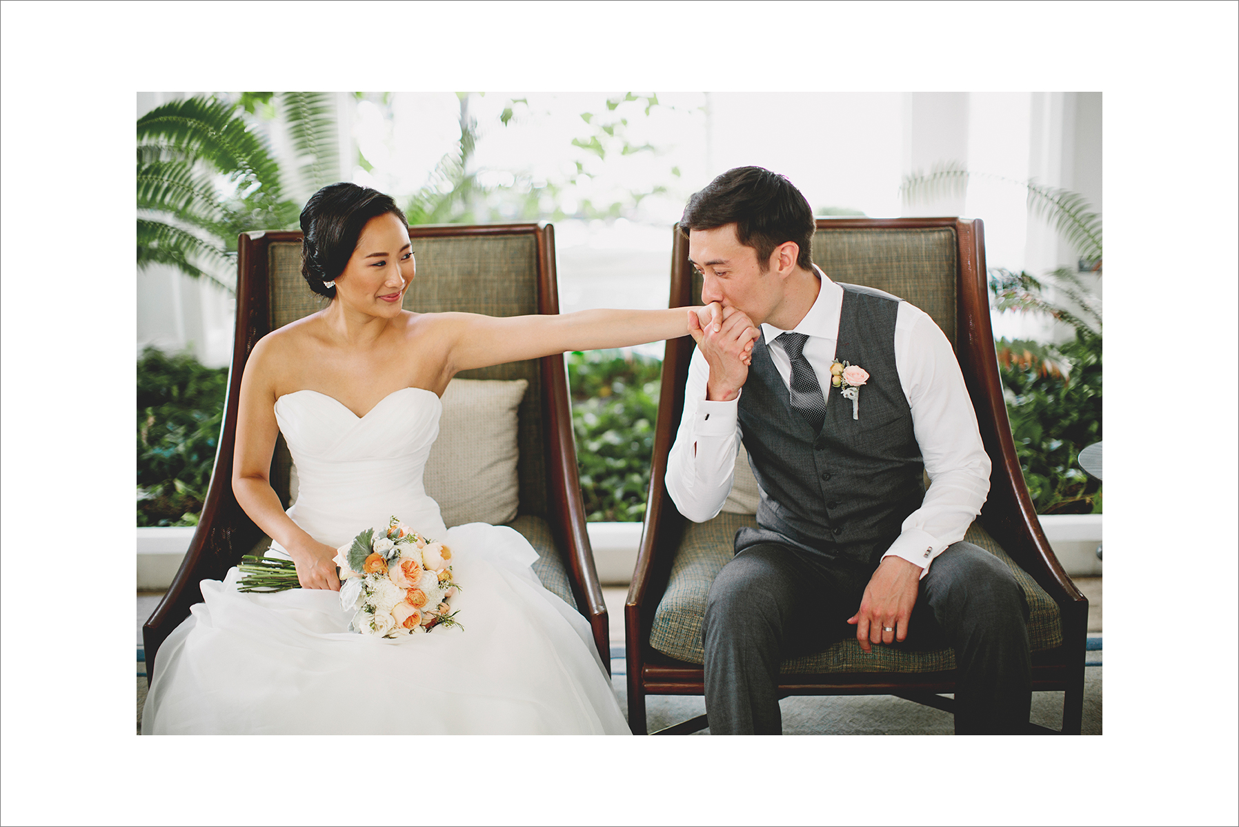 Jen&Brandon_halekulani_honolulu_hawaii_fine_art_wedding_blog-1090