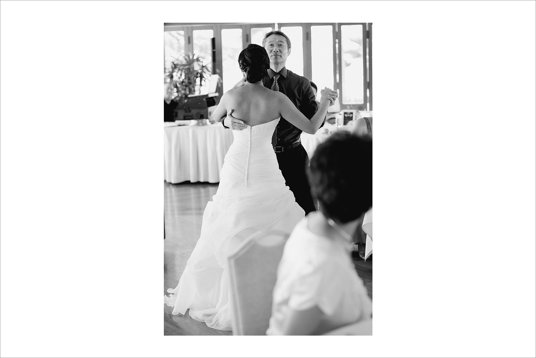 Jen&Brandon_halekulani_honolulu_hawaii_fine_art_wedding_blog-1140