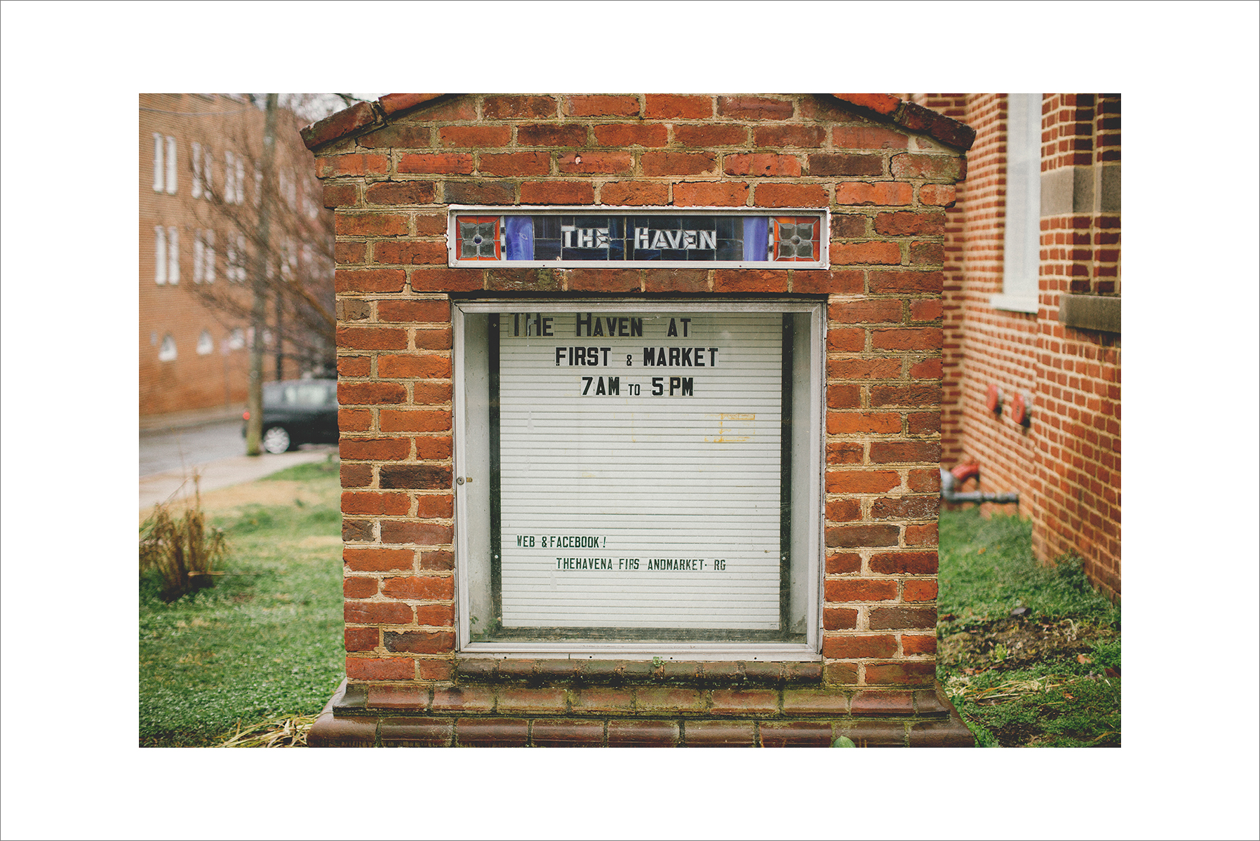 Kristen&Jim_Charlottesville_VA_Montfair_Haven_blog-1035