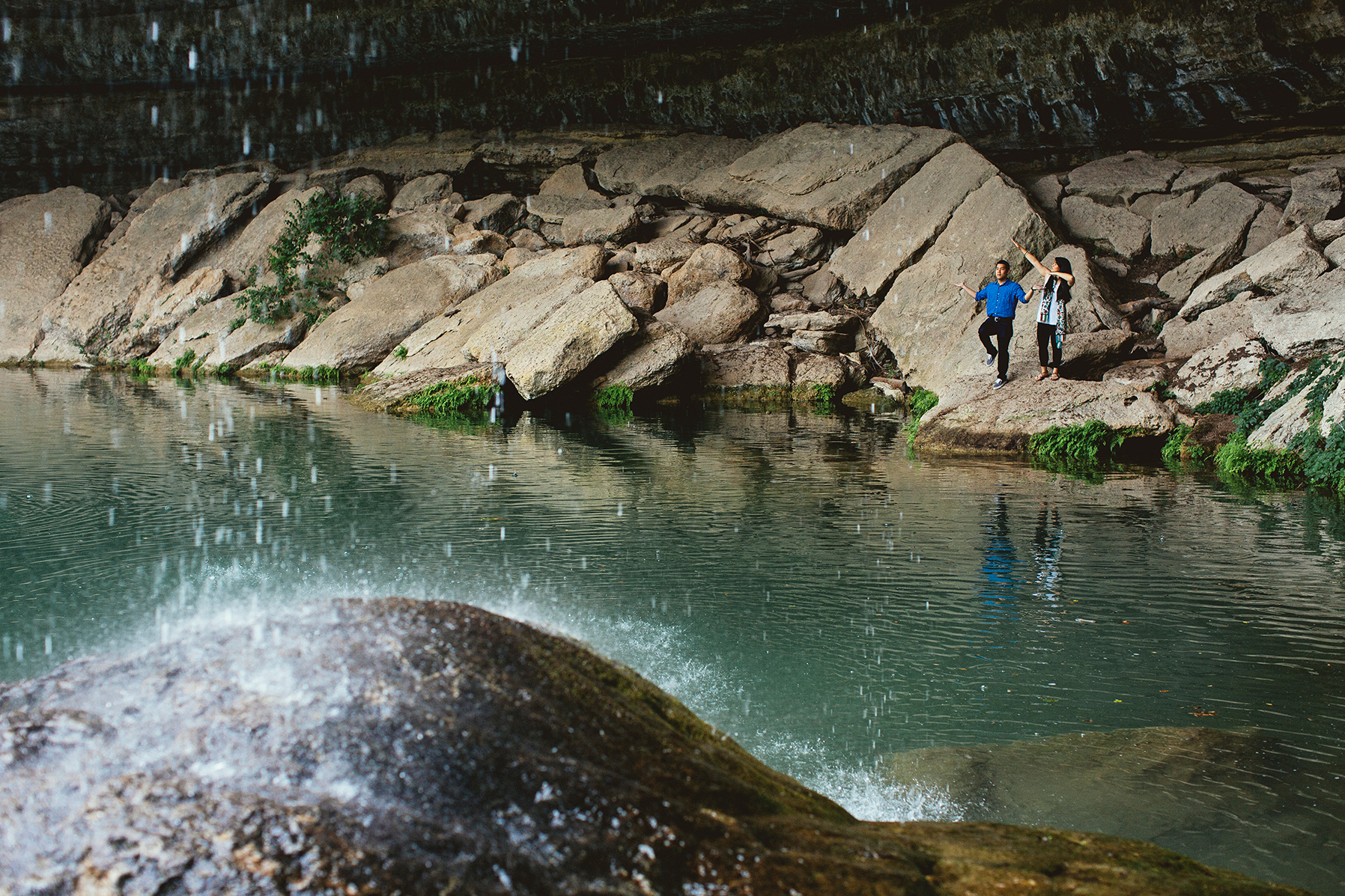 kathleen&caleb_austin_tx_hamiltonpool_slice_blog-1029