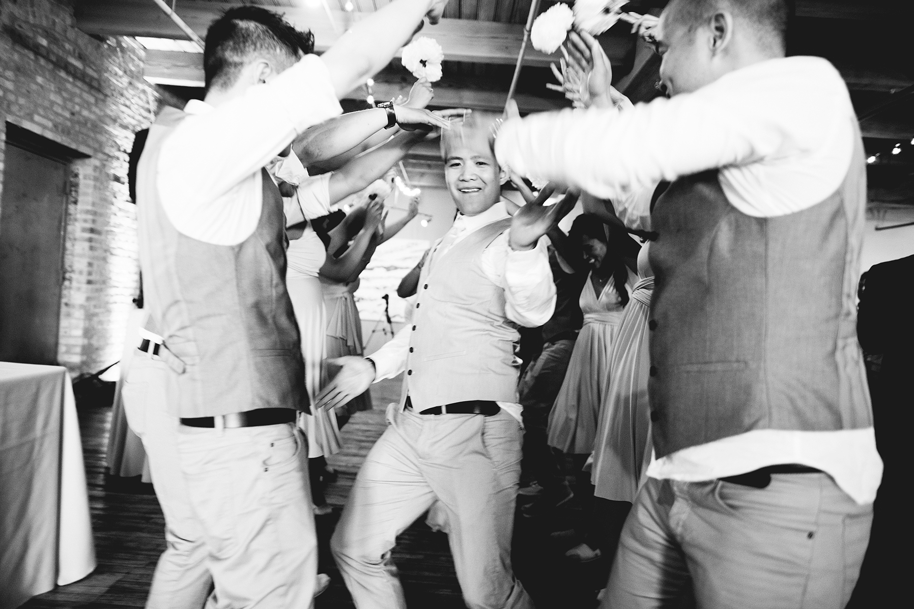 gephine&jason_wedding_lacuna_lofts_chicago_blog-1102