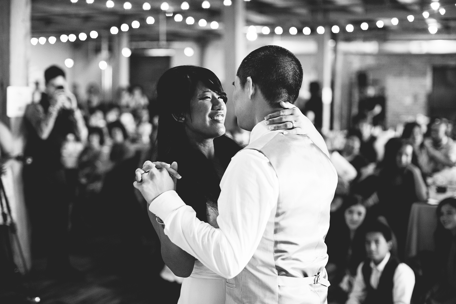 gephine&jason_wedding_lacuna_lofts_chicago_blog-1111