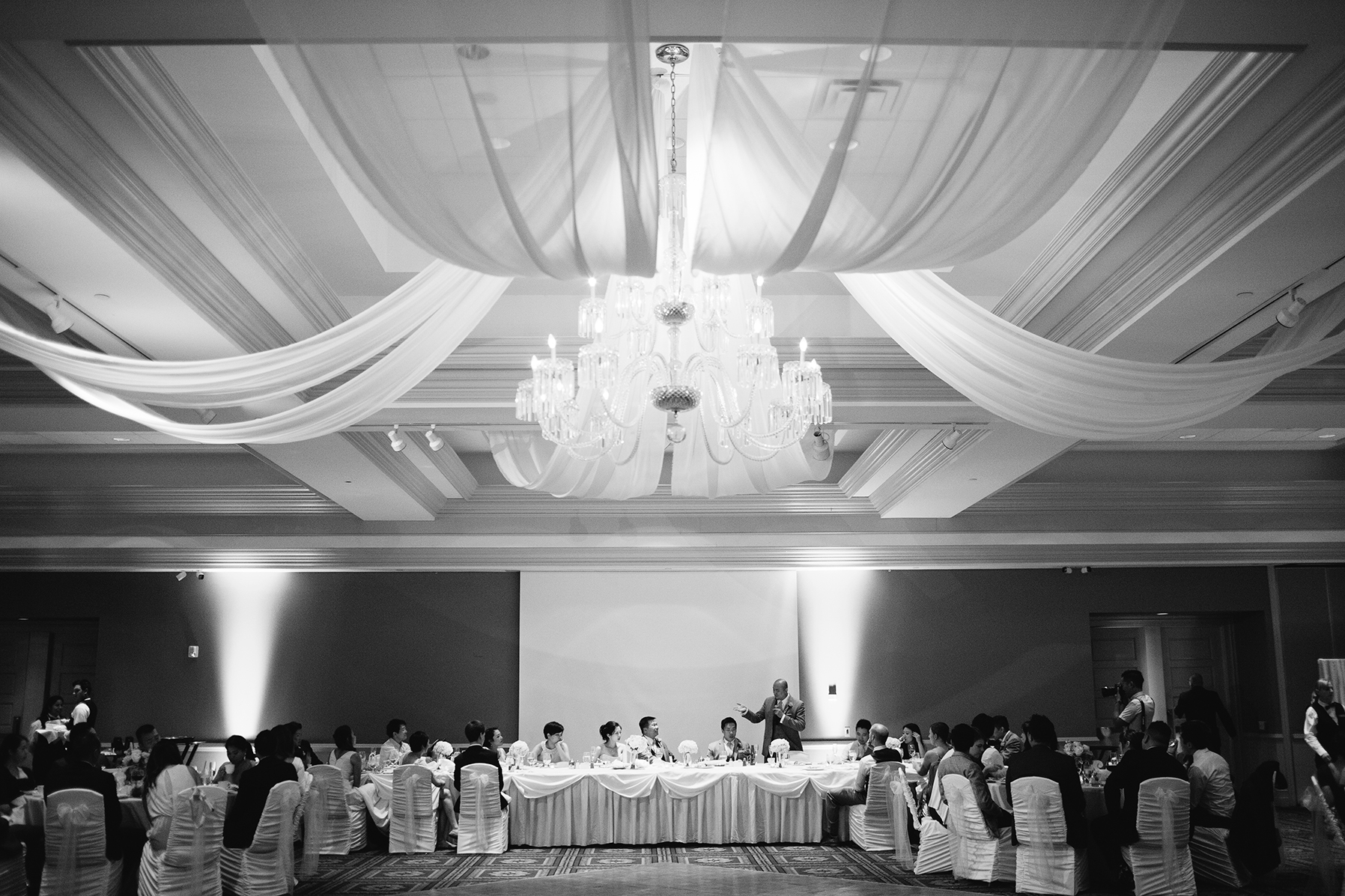 Jeni&Vic_bolingbrook_golf_club_wedding-1121