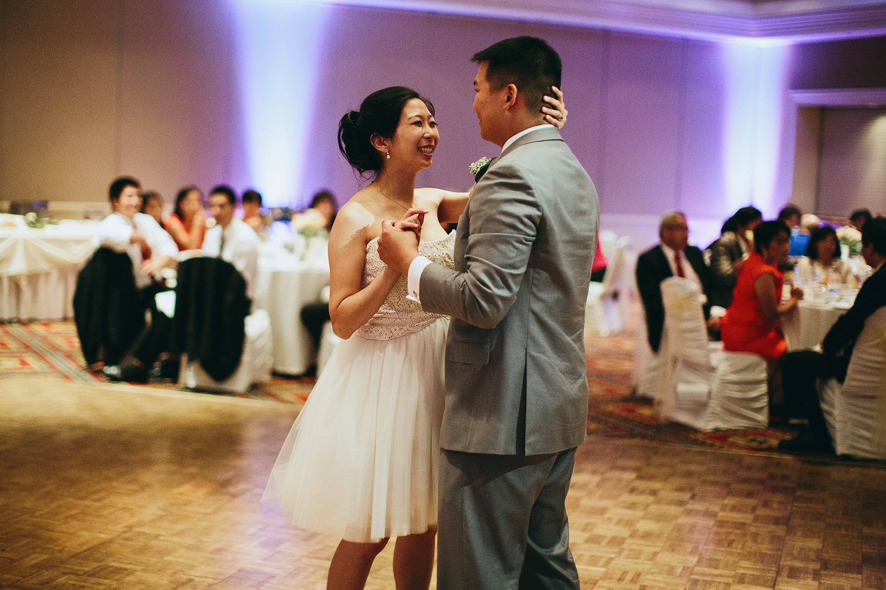 Jeni&Vic_bolingbrook_golf_club_wedding-1132