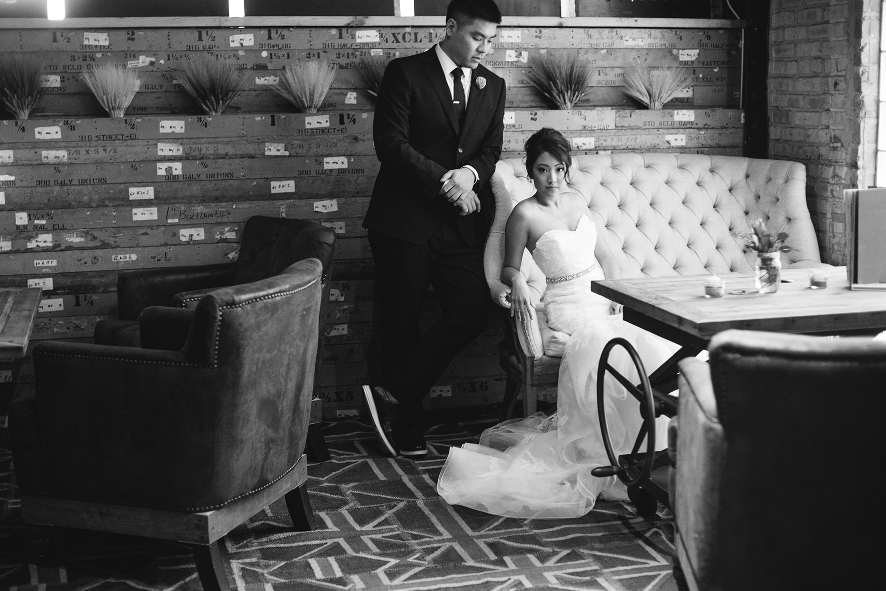 Jessica&Alex_Lacuna_Lofts_Headquarters_Chicago_wedding-1055