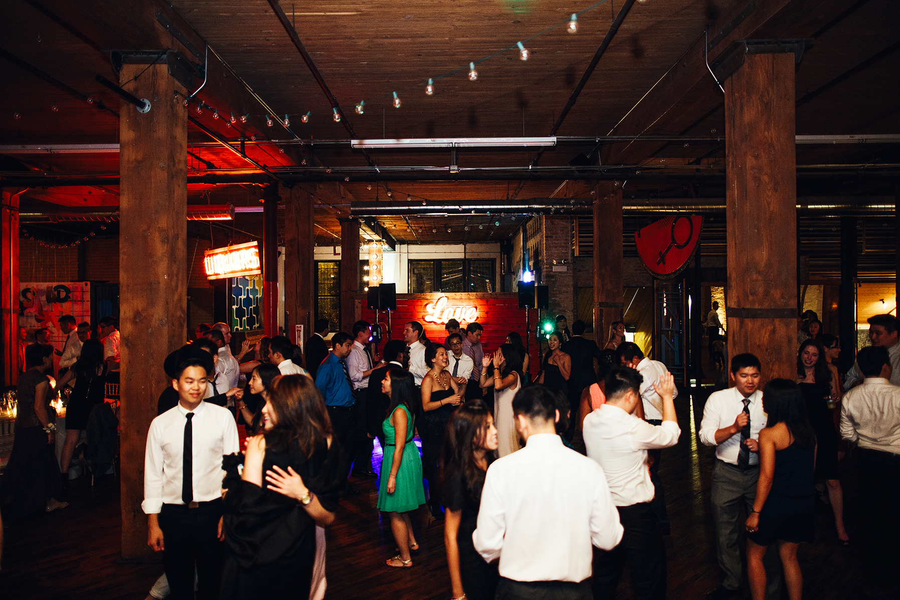 Jessica&Alex_Lacuna_Lofts_Headquarters_Chicago_wedding-1165