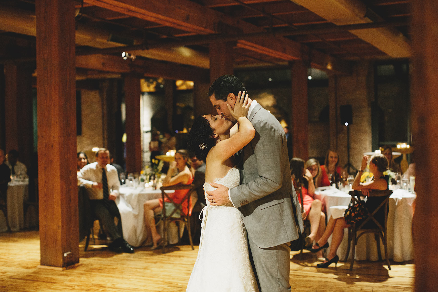 erica&michael_bridgeport_art_center_wedding-1110