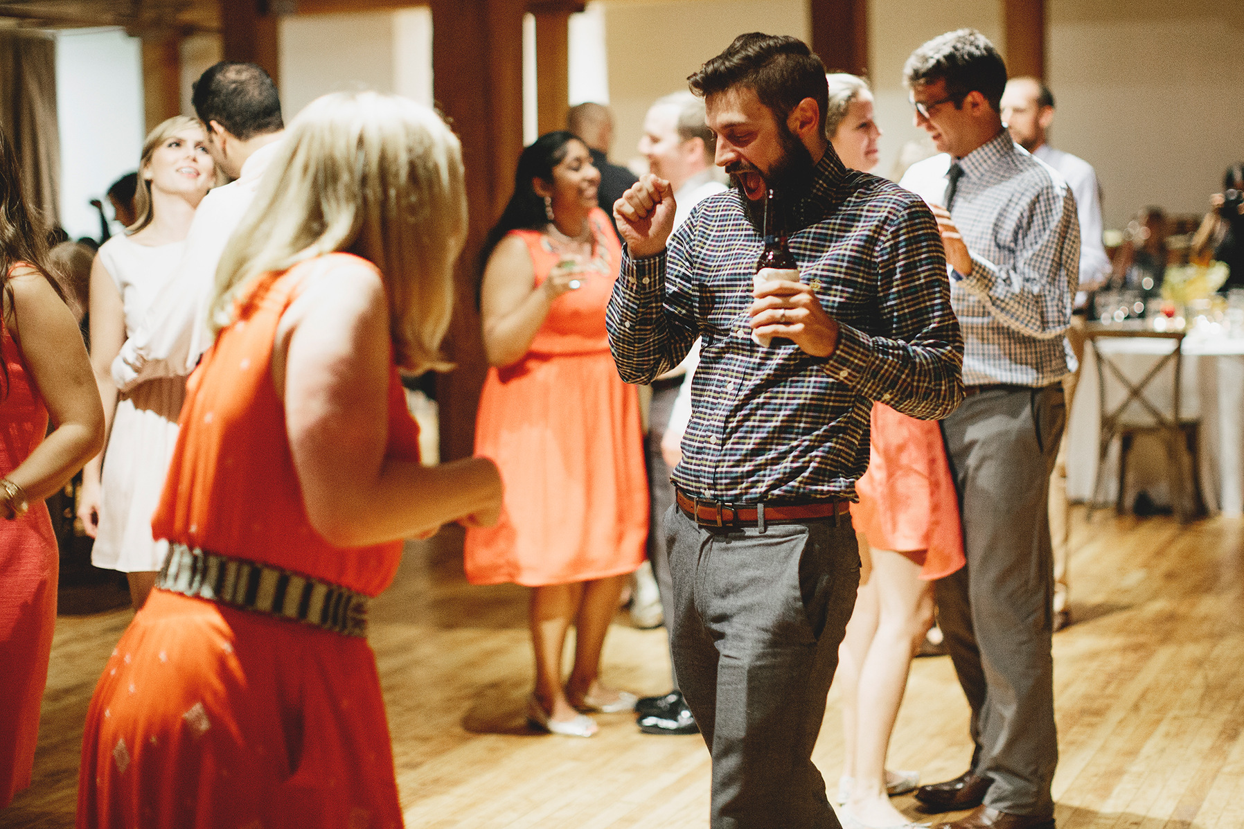 erica&michael_bridgeport_art_center_wedding-1116