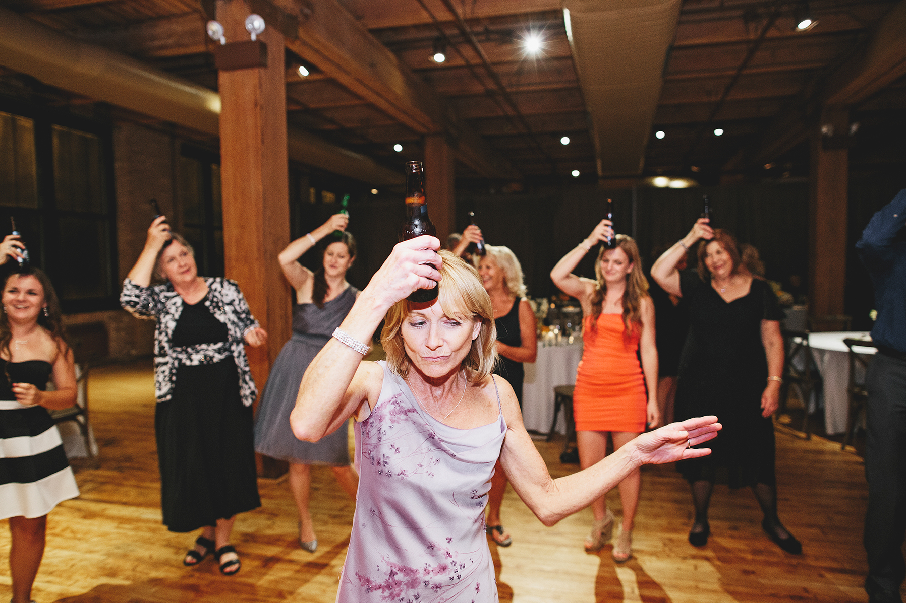 erica&michael_bridgeport_art_center_wedding-1120