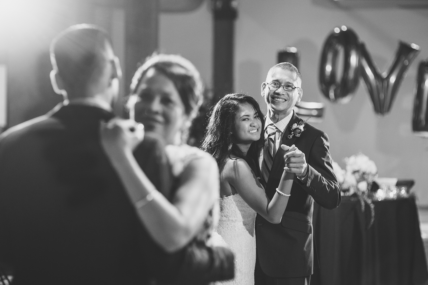 jen&josh_bridgeport_art_center_wedding-1127