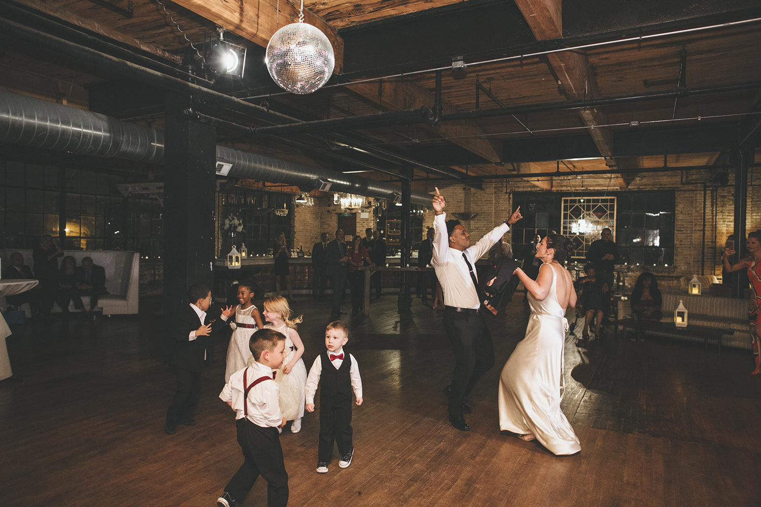 SALVAGE_ONE_WEDDING_MOLLY_KEVIN-1138