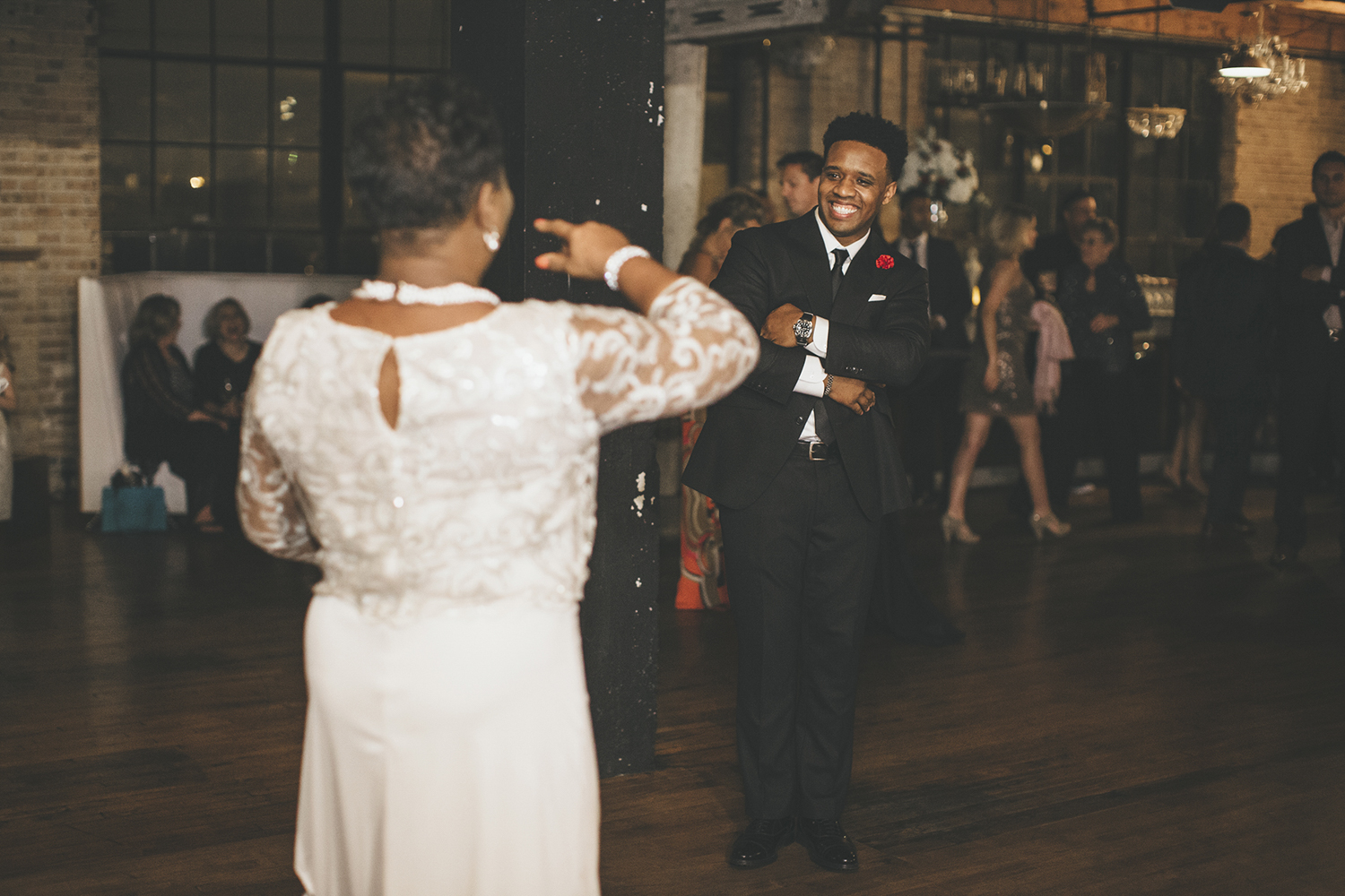 SALVAGE_ONE_WEDDING_MOLLY_KEVIN-1170