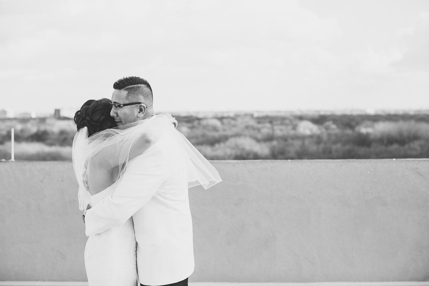 MARYLOU&JOSHUA_LOEWS_CHICAGO_ST_HYACINTH-1032