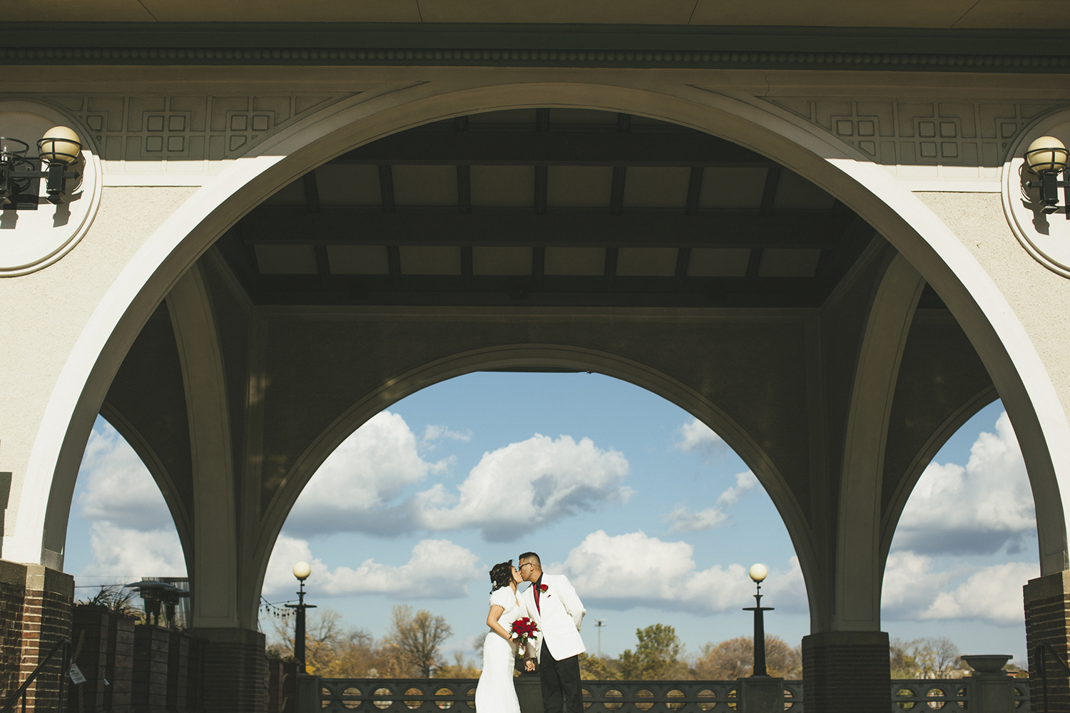 MARYLOU&JOSHUA_LOEWS_CHICAGO_ST_HYACINTH-1059