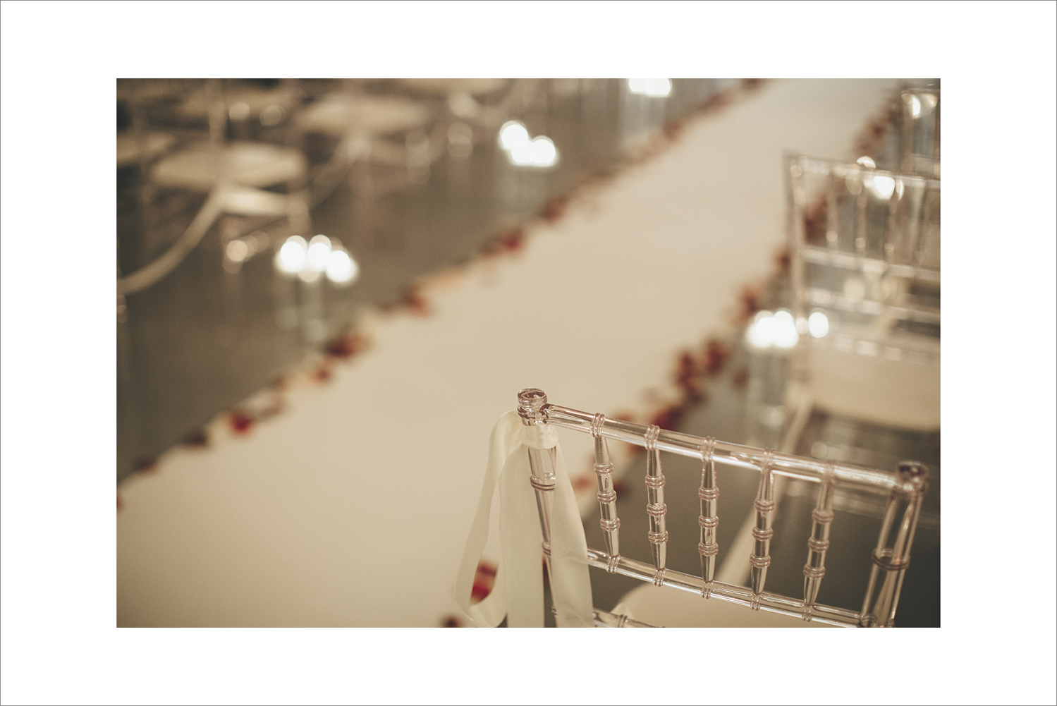 AMBER&EARL_WEDDING_ROOM1520-1049