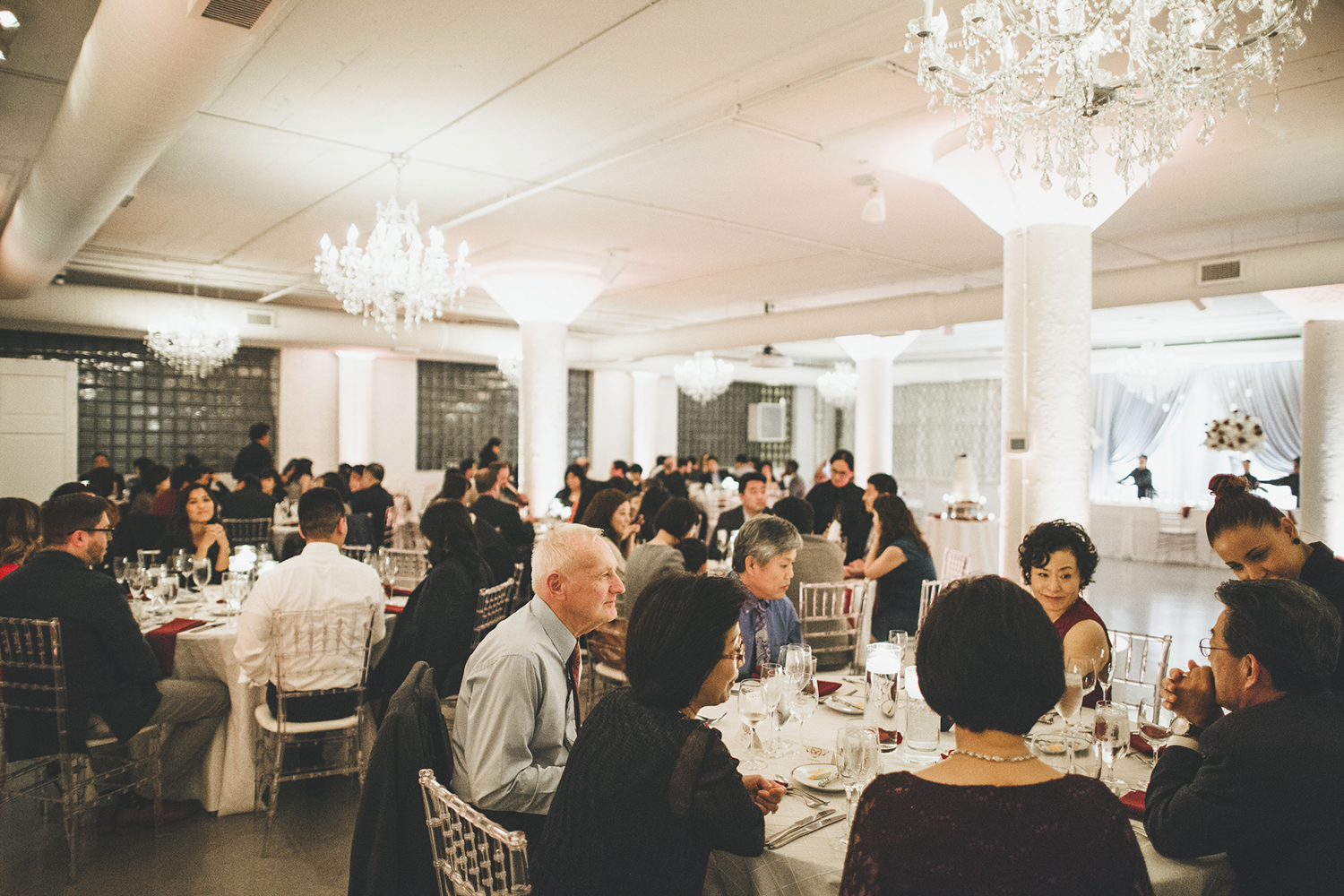 AMBER&EARL_WEDDING_ROOM1520-1090