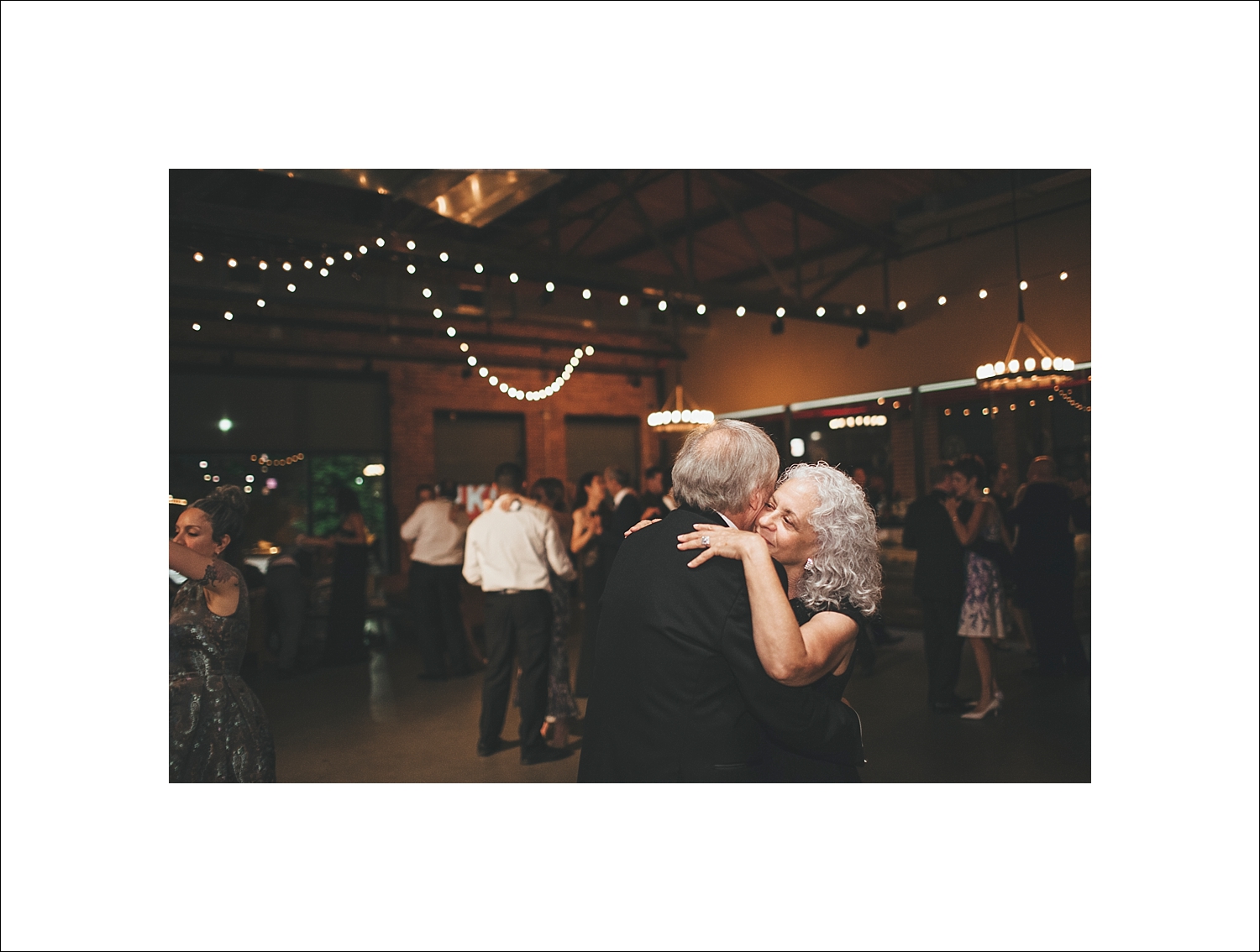 christinemike_ovation_wedding-1156