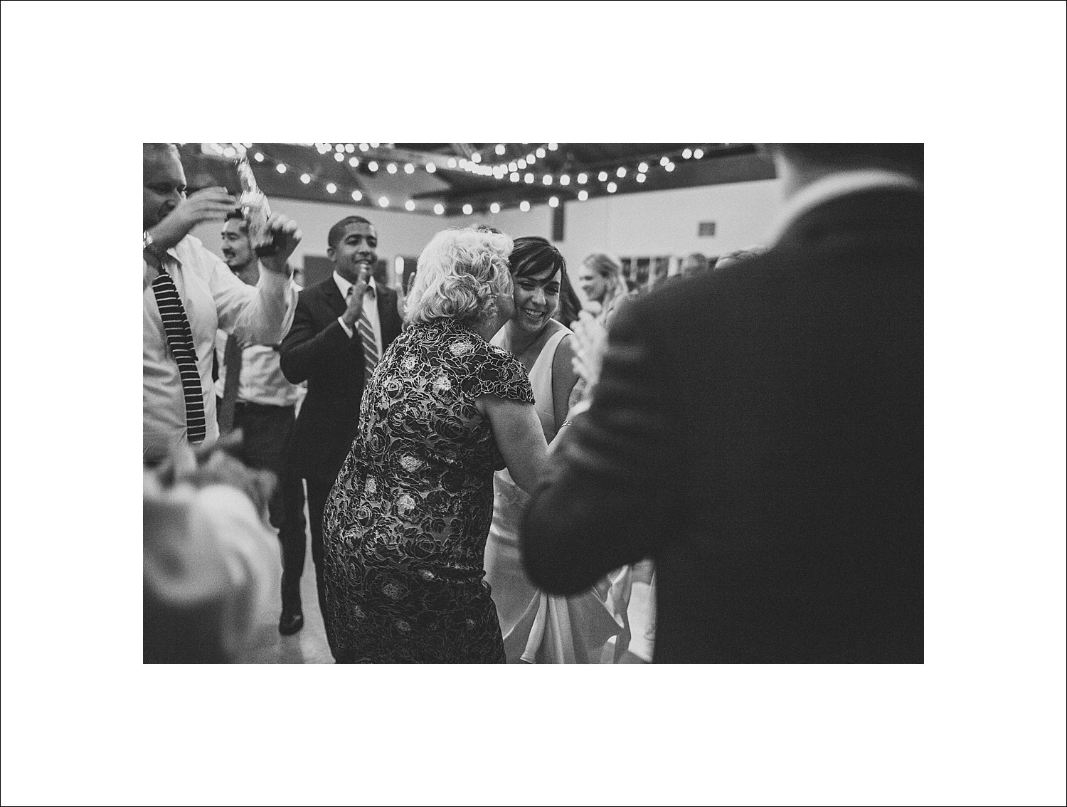 annabrian_wedding_dayof-1179