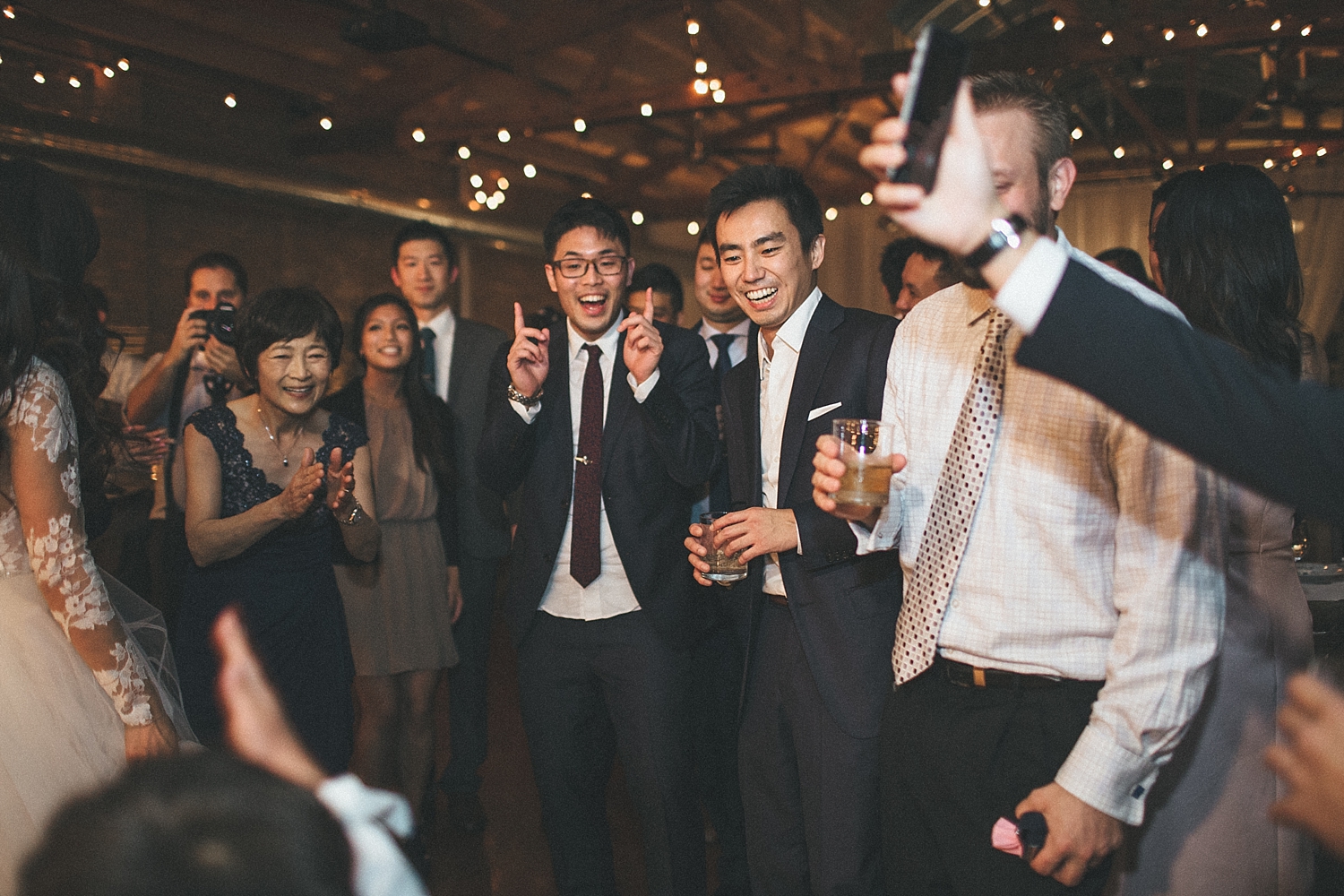 junkaz_loft_on_lake_wedding-1196