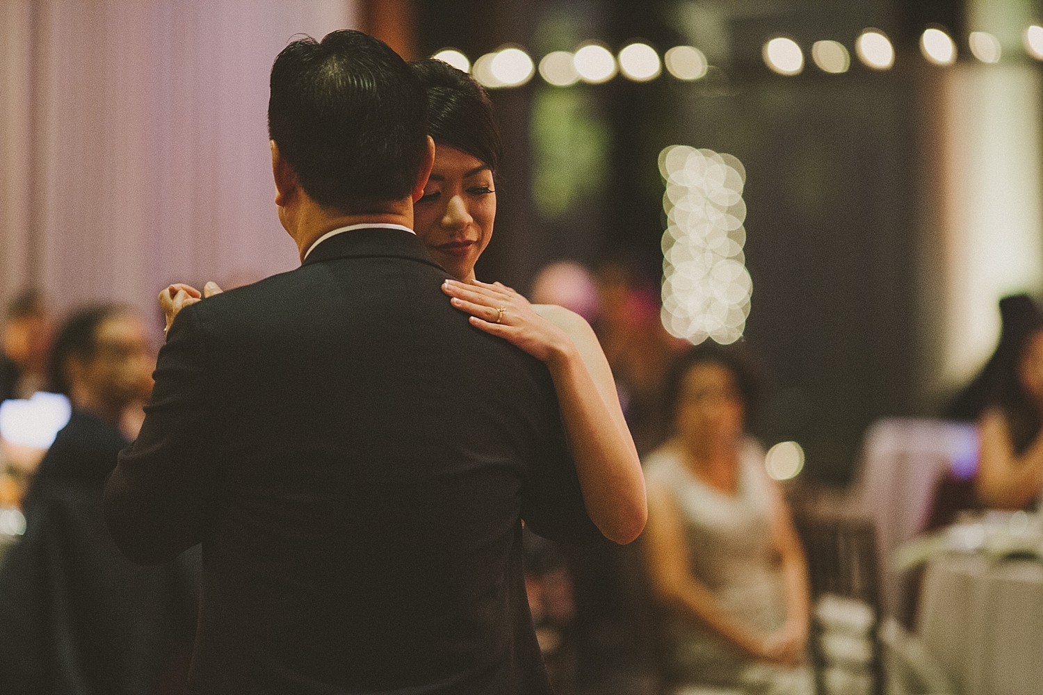 ellyn_carlo_independence_grove_forest_preserve_wedding-4151