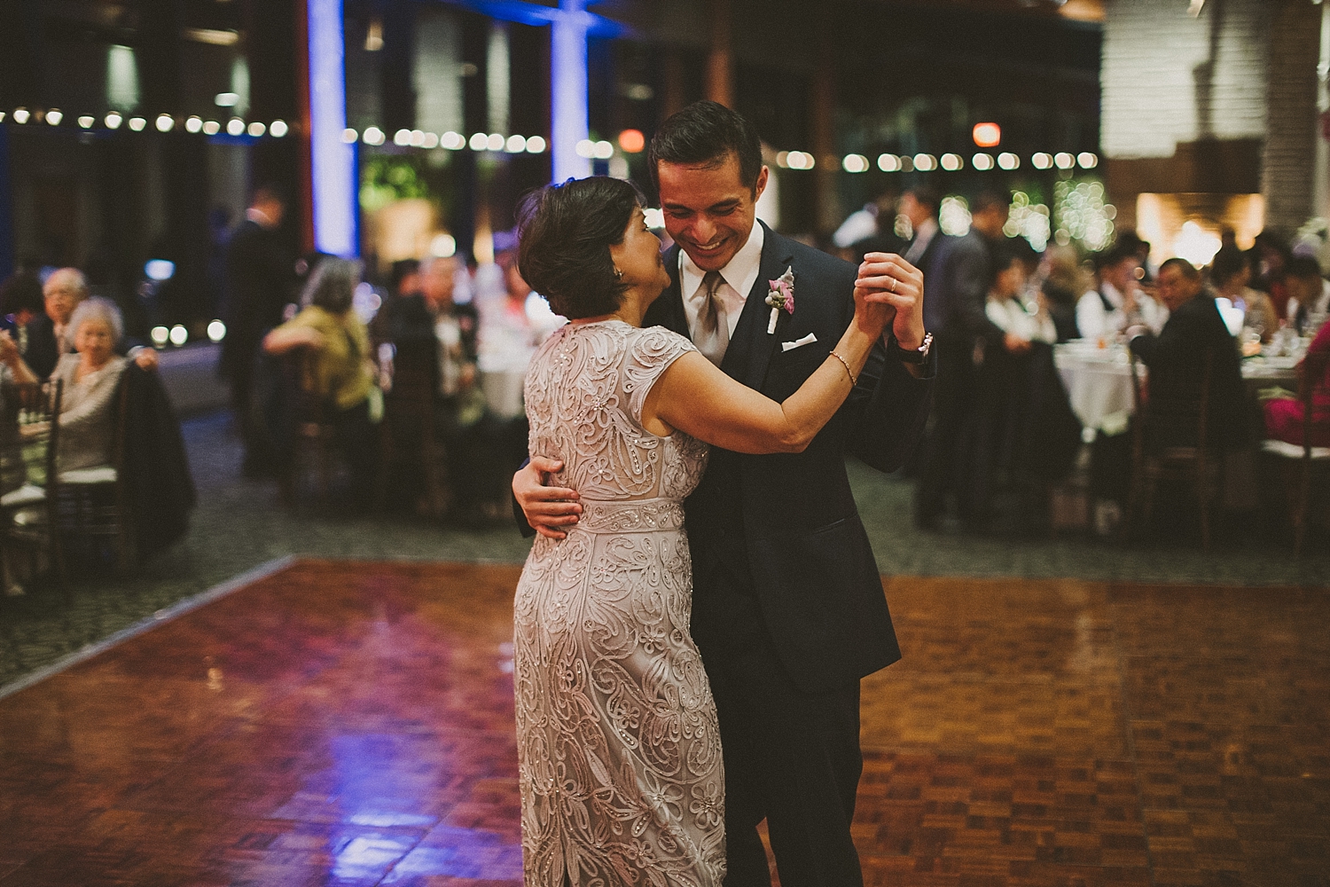 ellyn_carlo_independence_grove_forest_preserve_wedding-4155