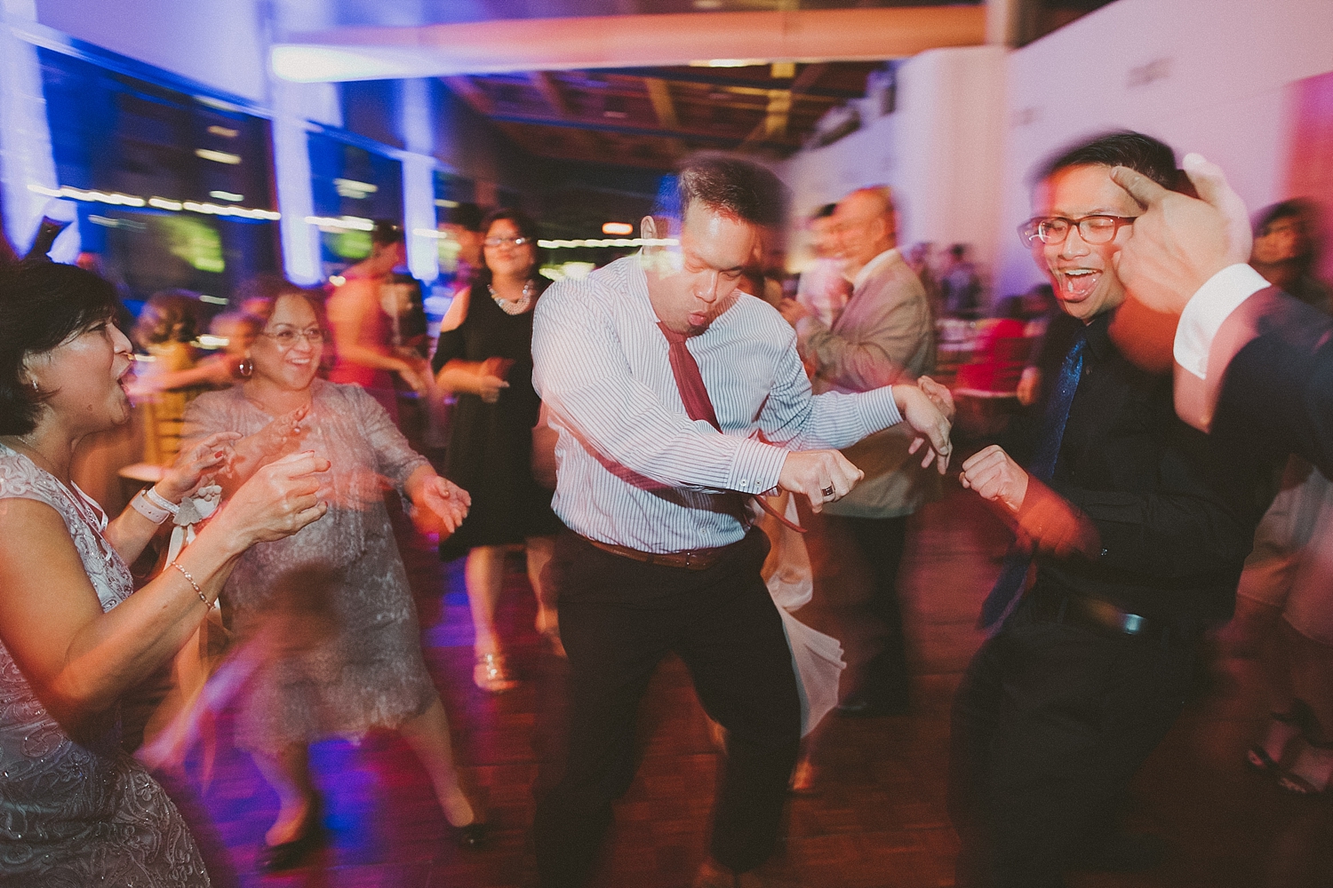 ellyn_carlo_independence_grove_forest_preserve_wedding-4160