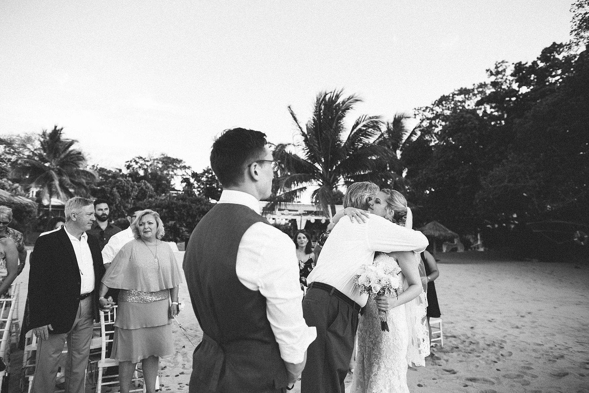 joslyn&brandon_jamaica_inn_wedding-1061