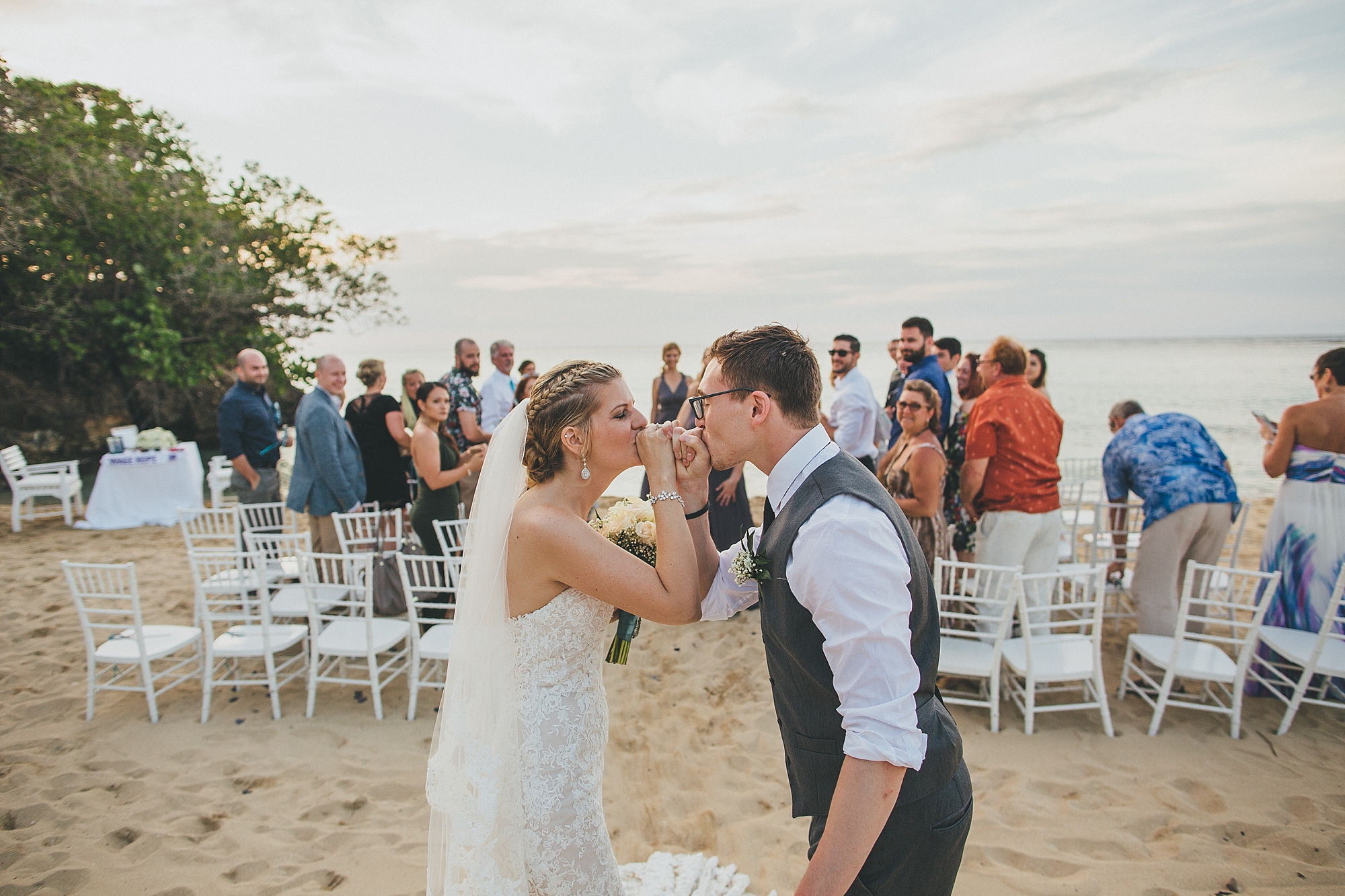 joslyn&brandon_jamaica_inn_wedding-1081