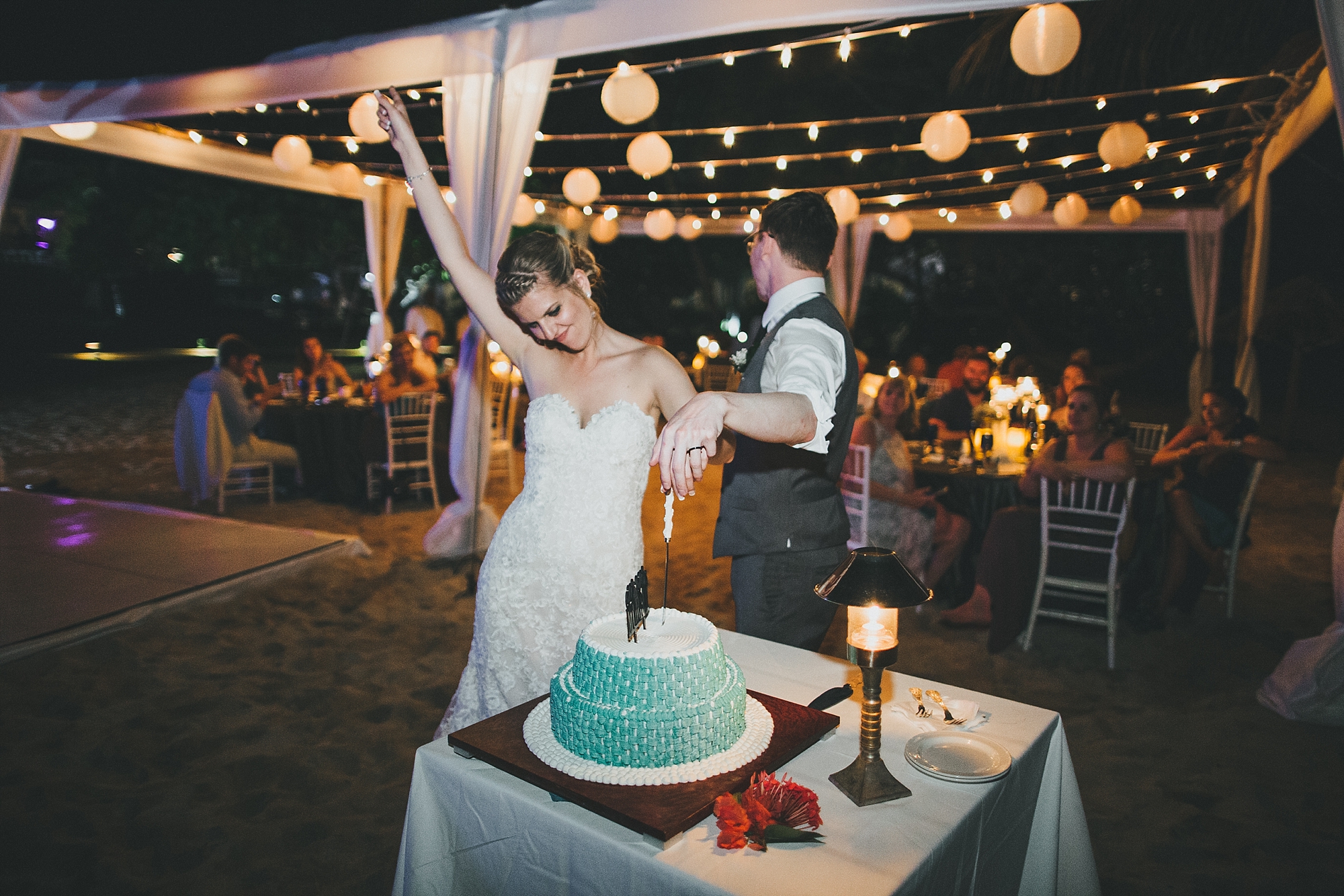 joslyn&brandon_jamaica_inn_wedding-1111