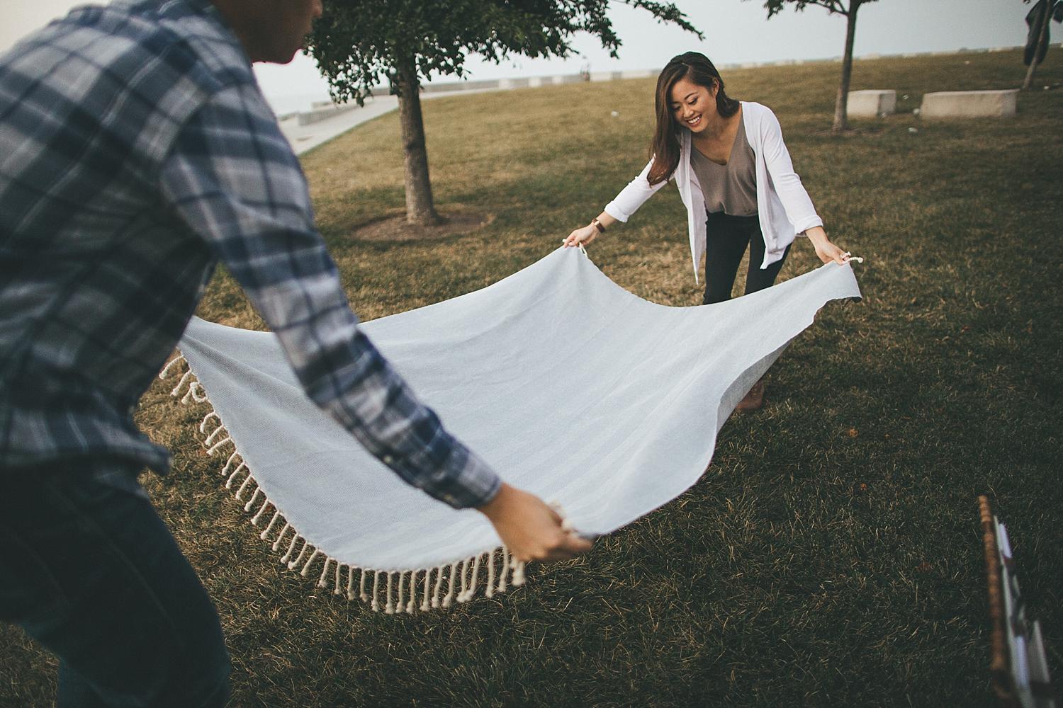 vivianne&timme_south_loop_hero_coffee_bar_engagement_blog-1030