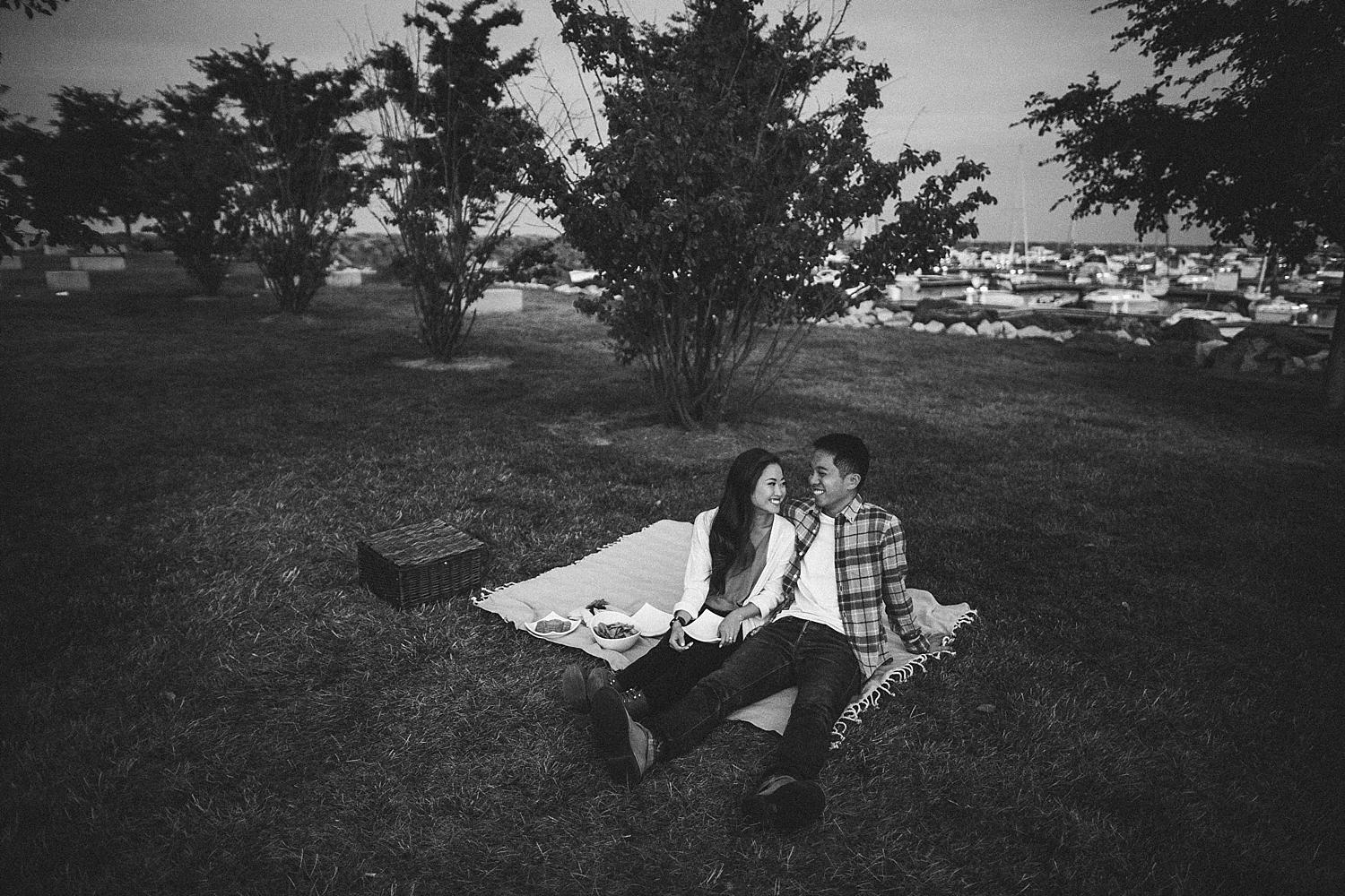 vivianne&timme_south_loop_hero_coffee_bar_engagement_blog-1035