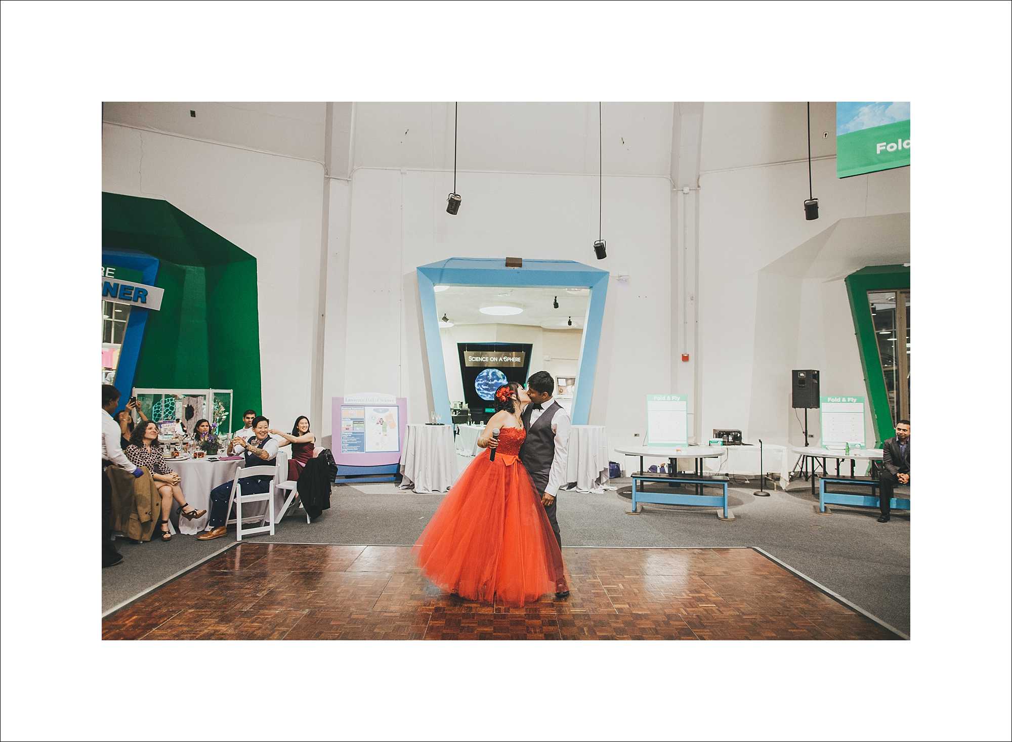 theresa&hemant_lawrence_hall_of_sciences_wedding_feature-1140