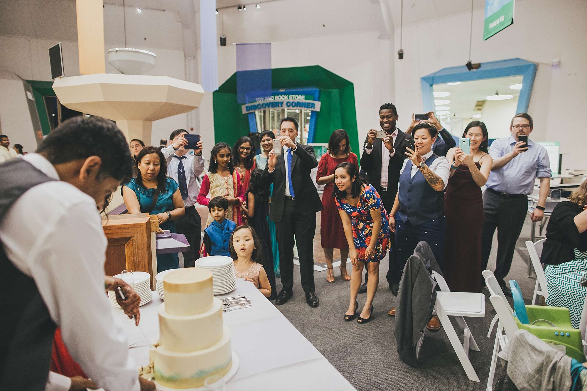 theresa&hemant_lawrence_hall_of_sciences_wedding_feature-1163