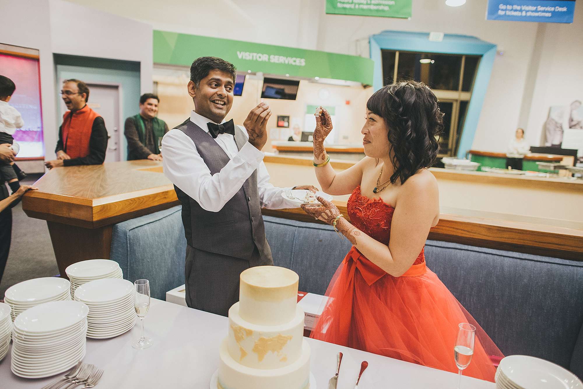 theresa&hemant_lawrence_hall_of_sciences_wedding_feature-1164