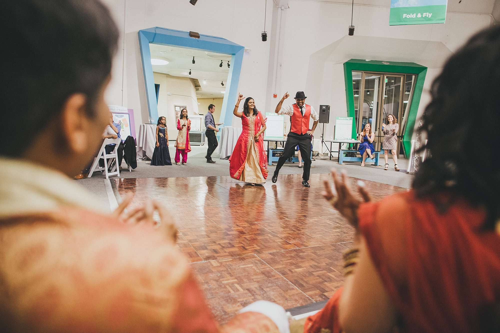 theresa&hemant_lawrence_hall_of_sciences_wedding_feature-1178