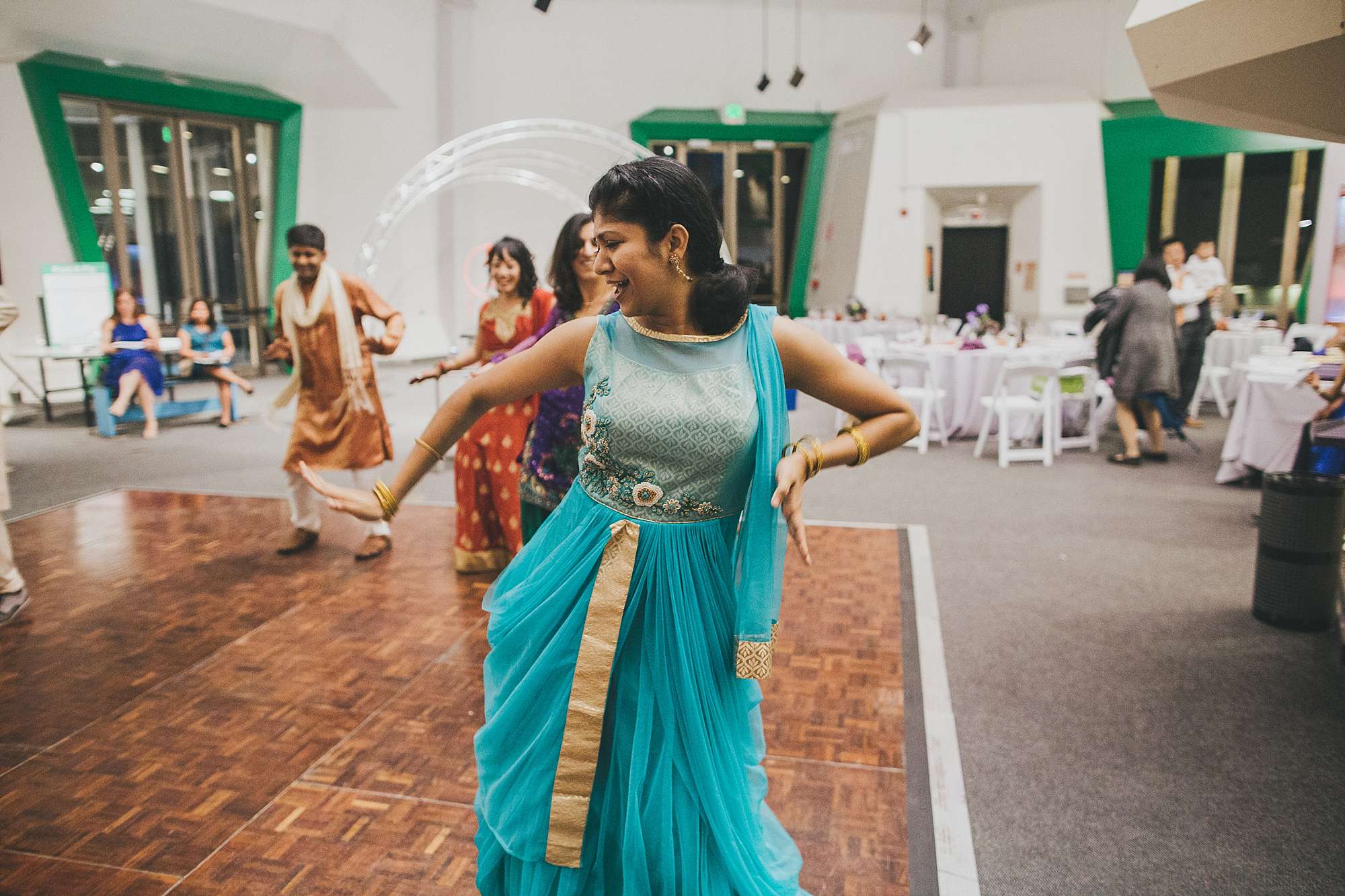 theresa&hemant_lawrence_hall_of_sciences_wedding_feature-1190