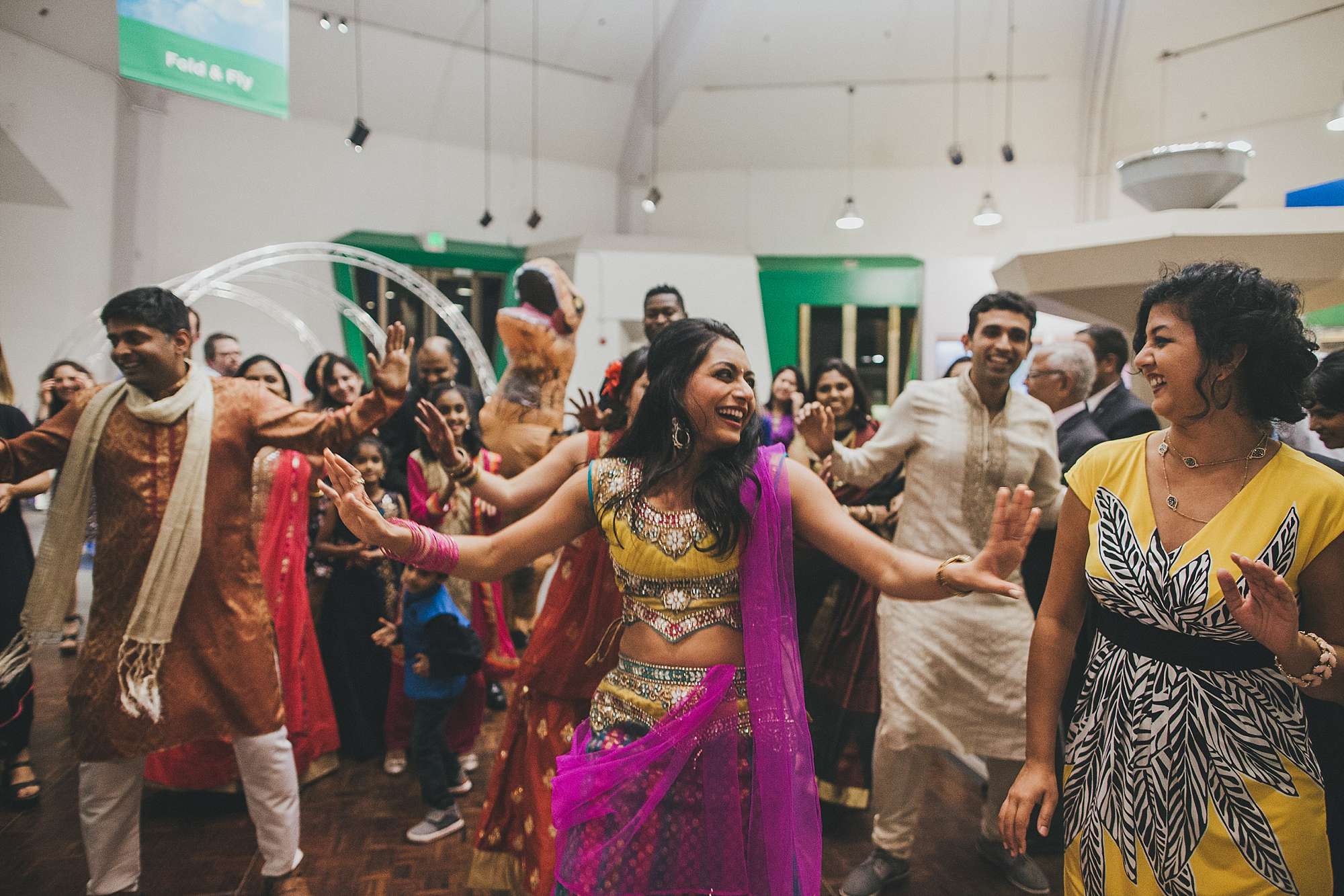 theresa&hemant_lawrence_hall_of_sciences_wedding_feature-1202