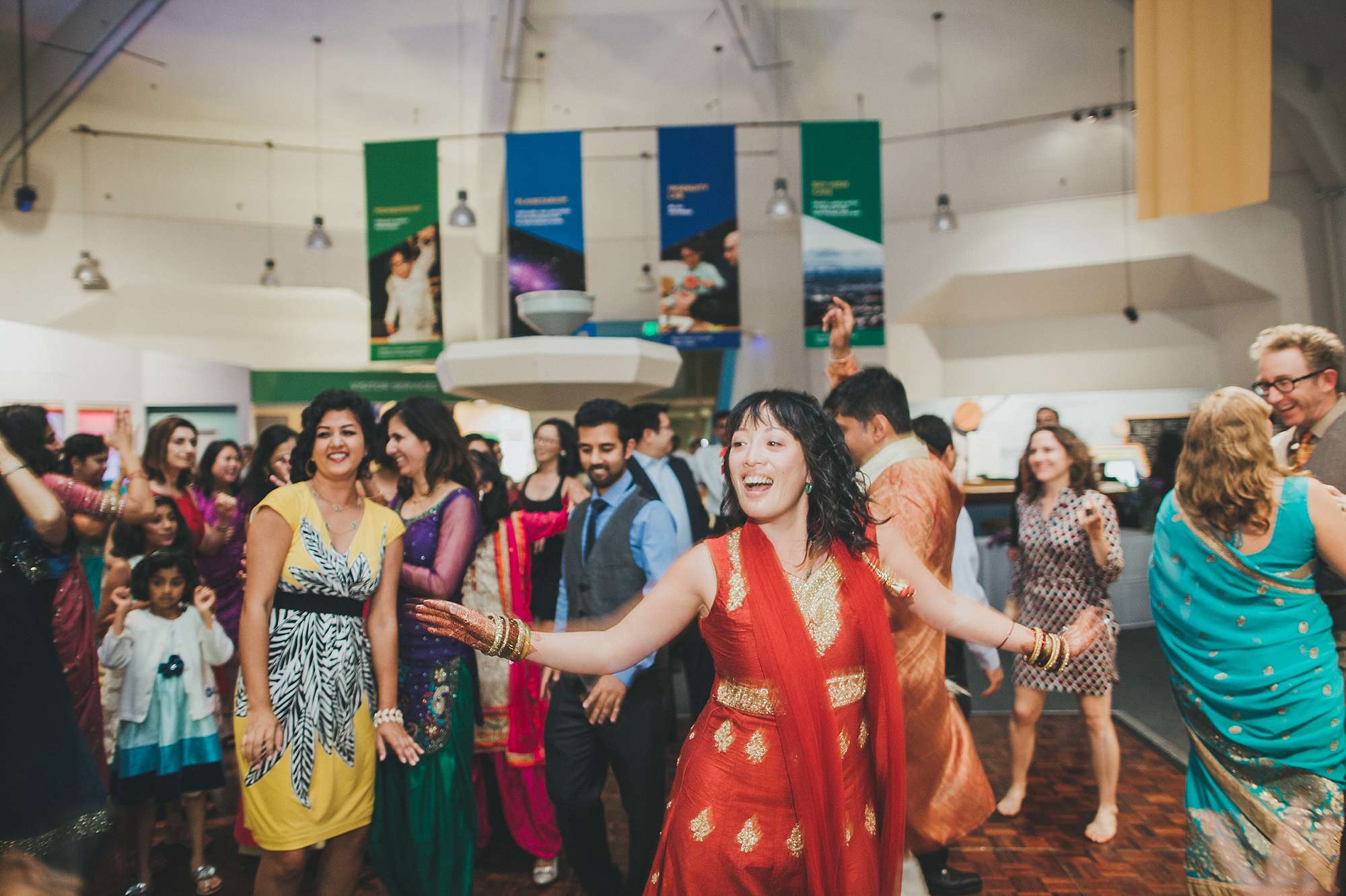 theresa&hemant_lawrence_hall_of_sciences_wedding_feature-1207